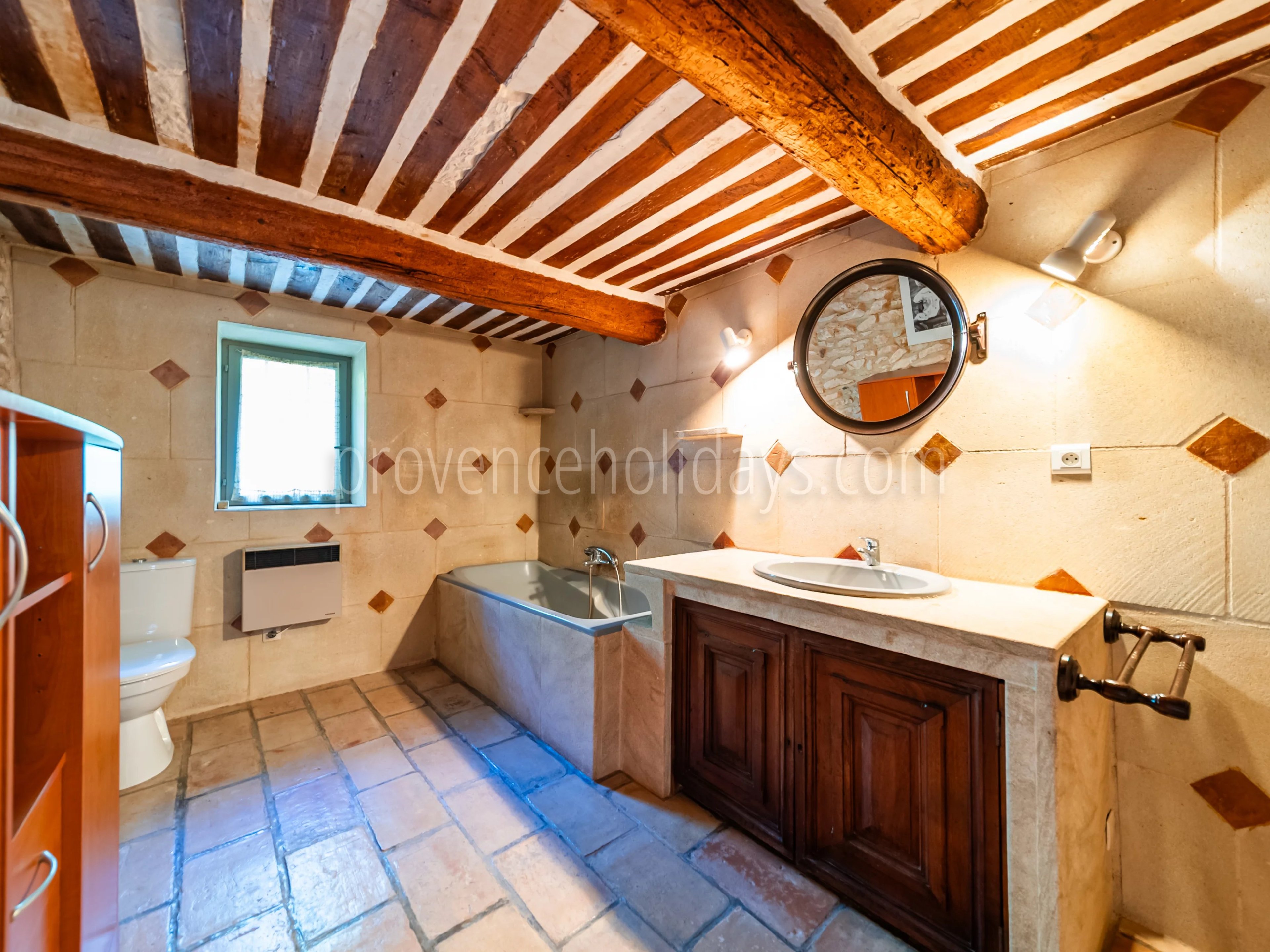 15 - Characterful mas in Bonnieux: Villa: Interior