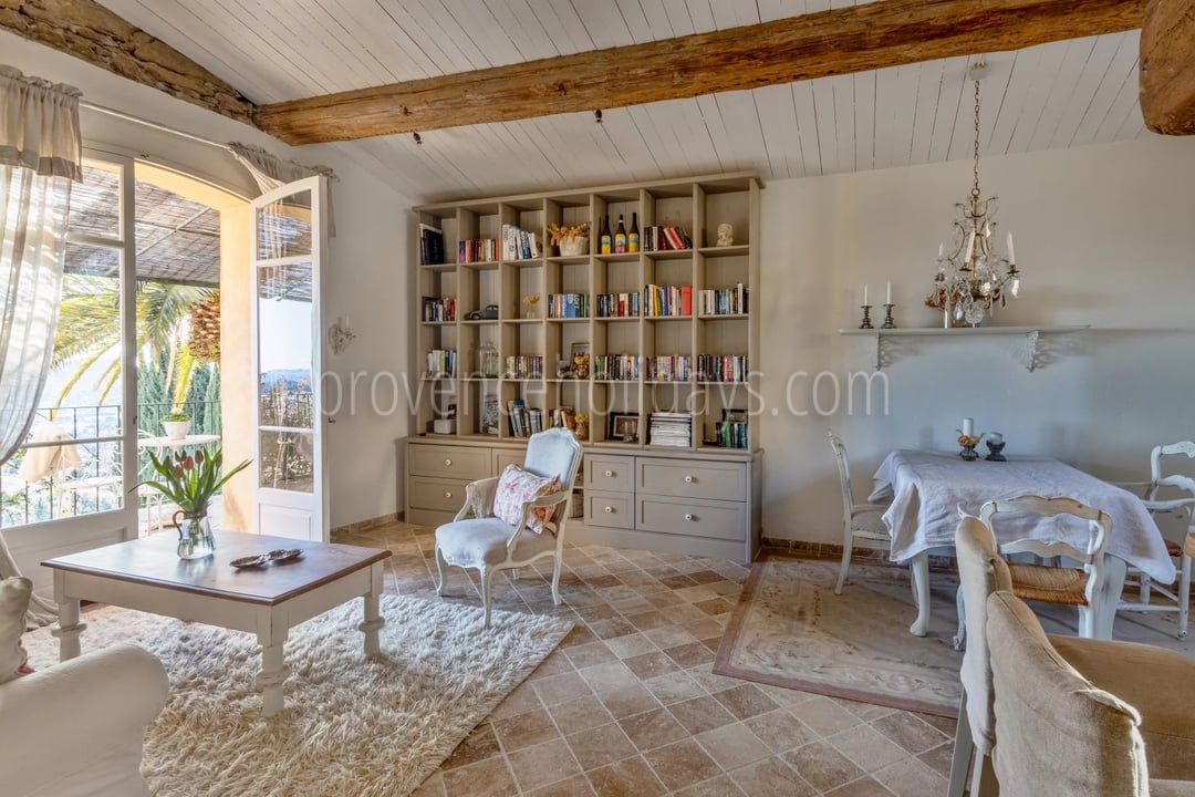 4 - Karakteristiek huis in Cap Bénat: Villa: Interior