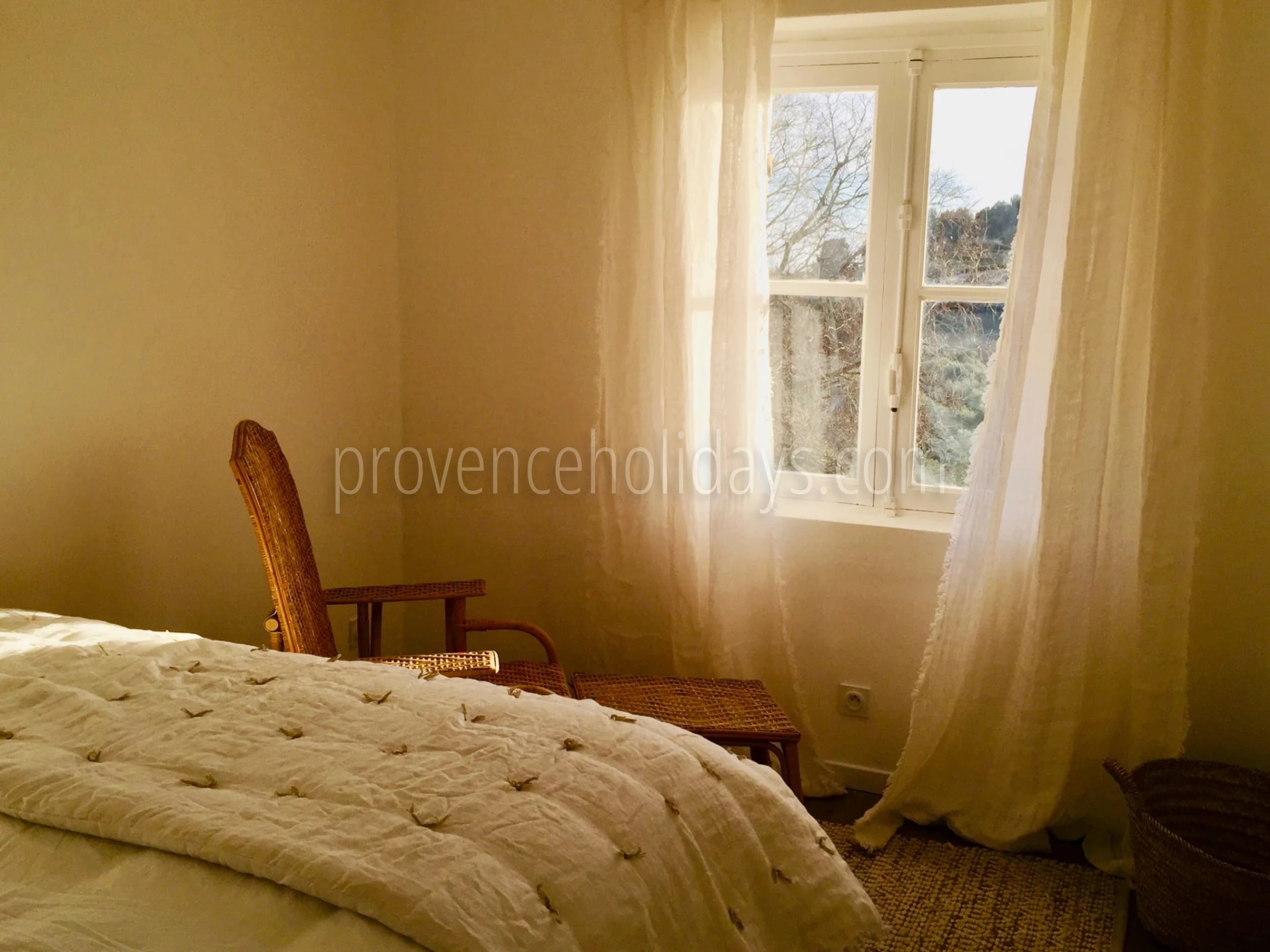 31 - La Bastide Ensoleillée: Villa: Bedroom