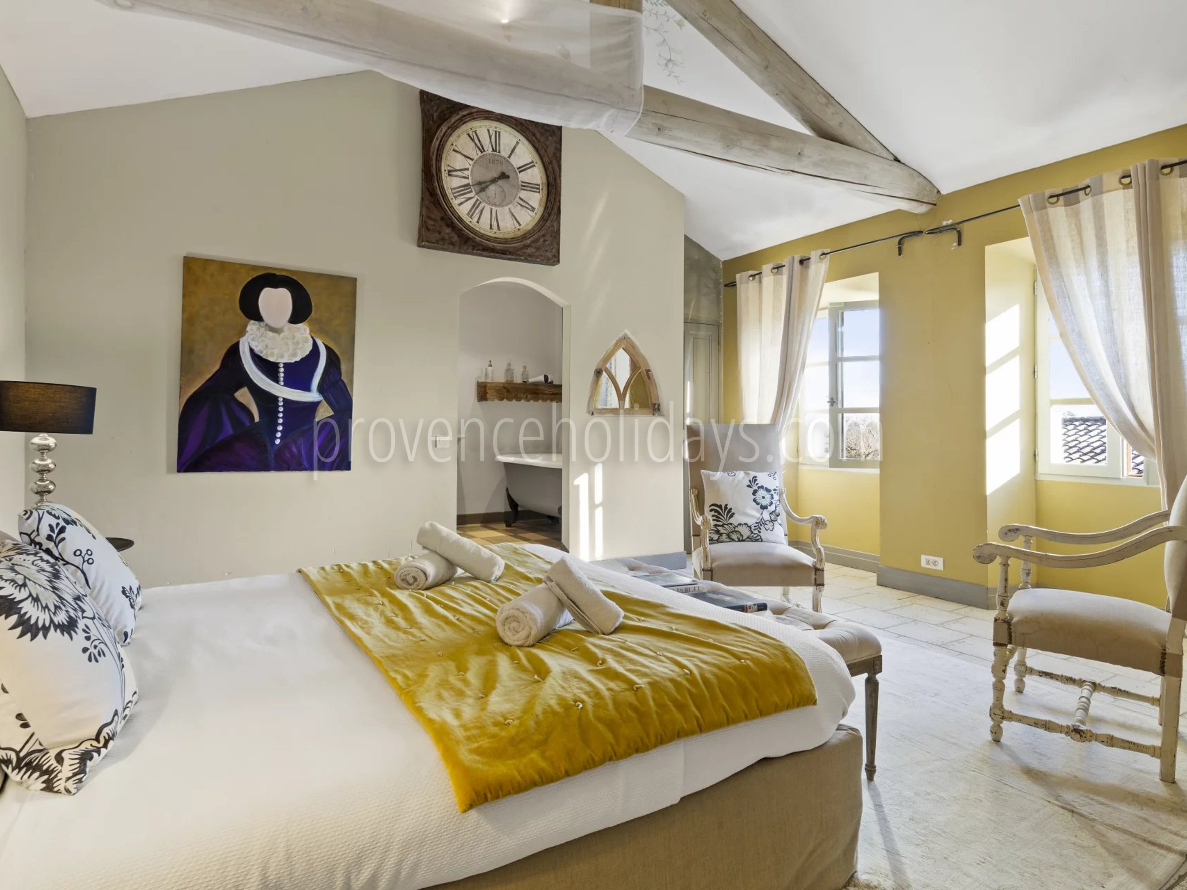 12 - Character mas in Gordes: Villa: Bedroom