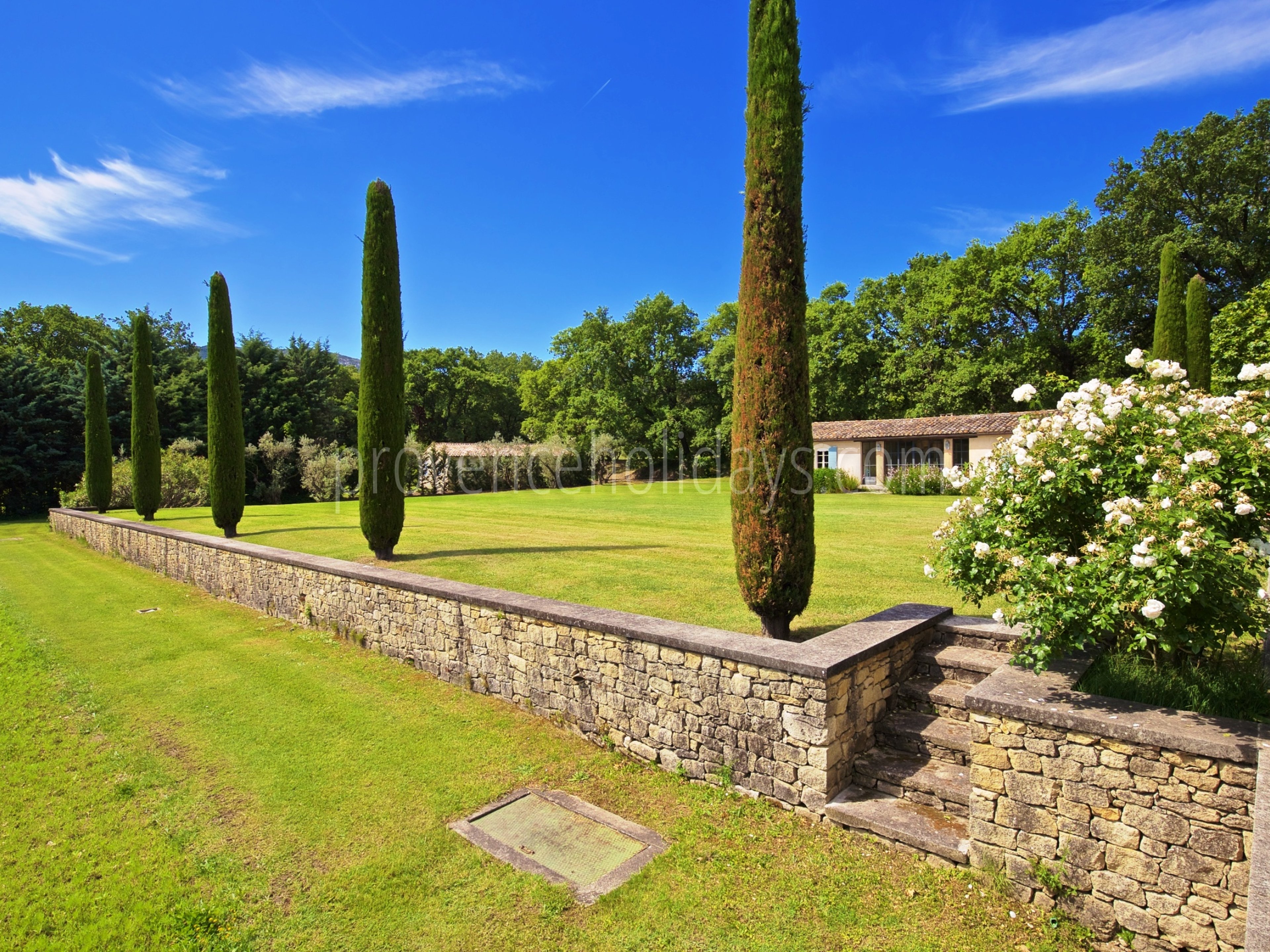 22 - Mas Provence: Villa: Exterior