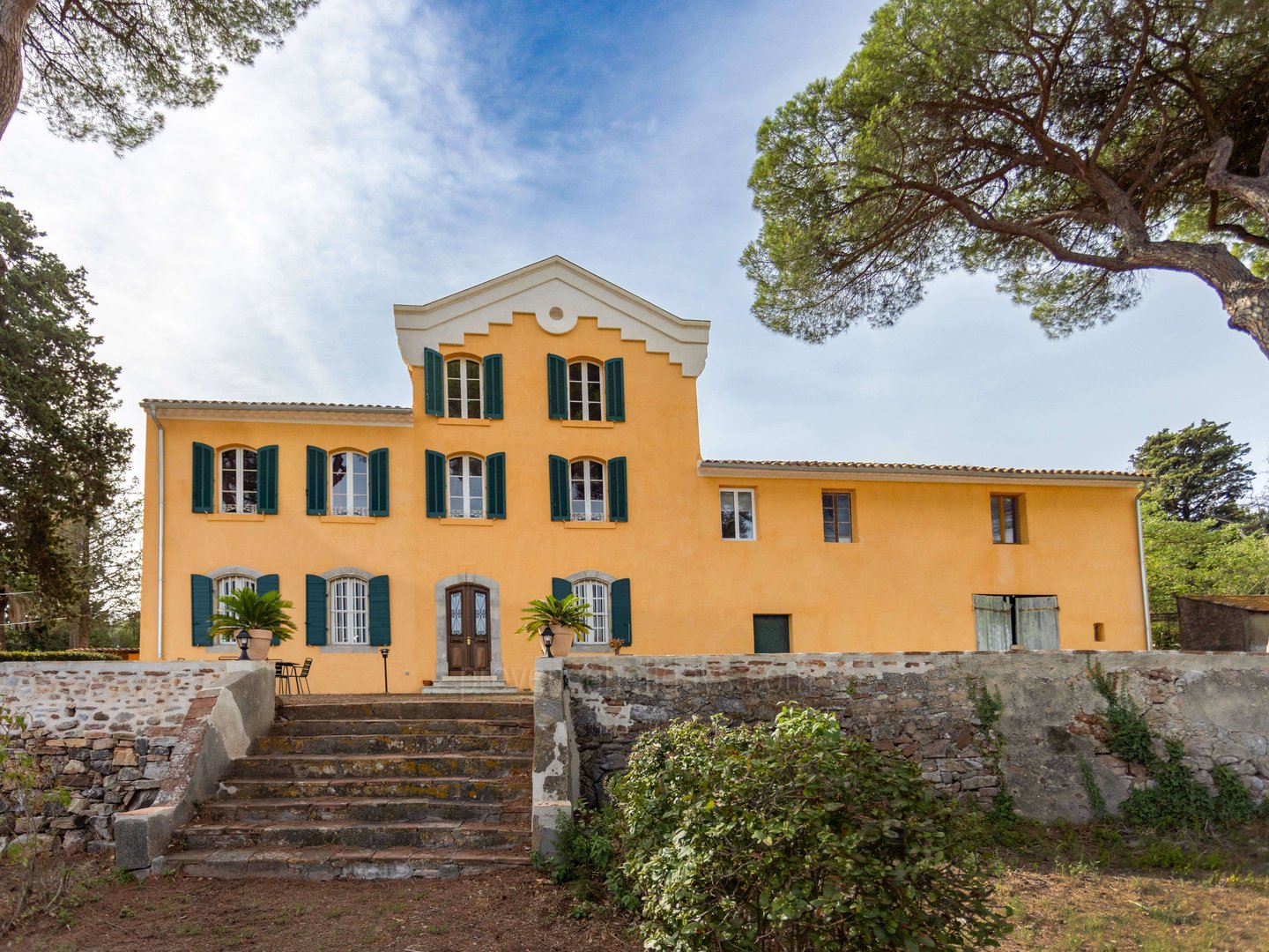 1 - Bastide Le Pradet: Villa: Exterior