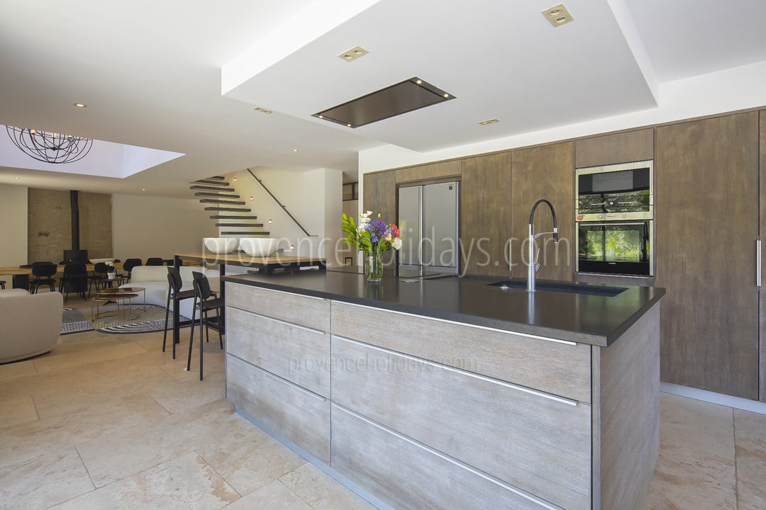 19 - Mas du Carlet: Villa: Interior