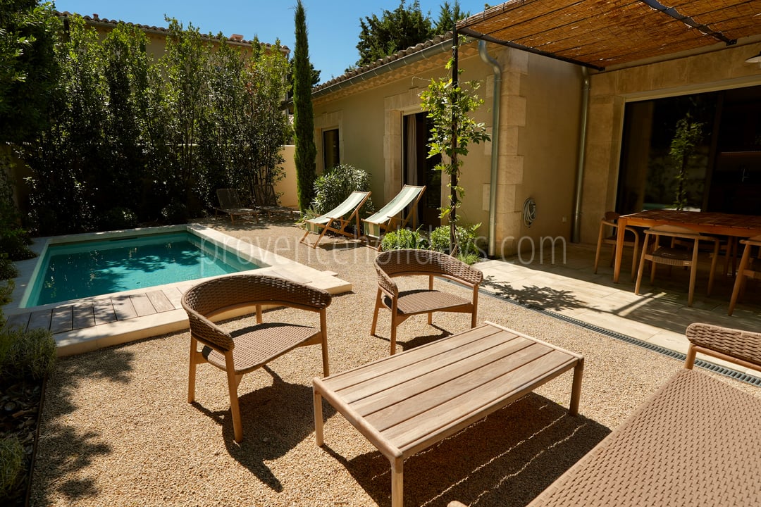 15 - La Saint-Rémoise: Villa: Pool