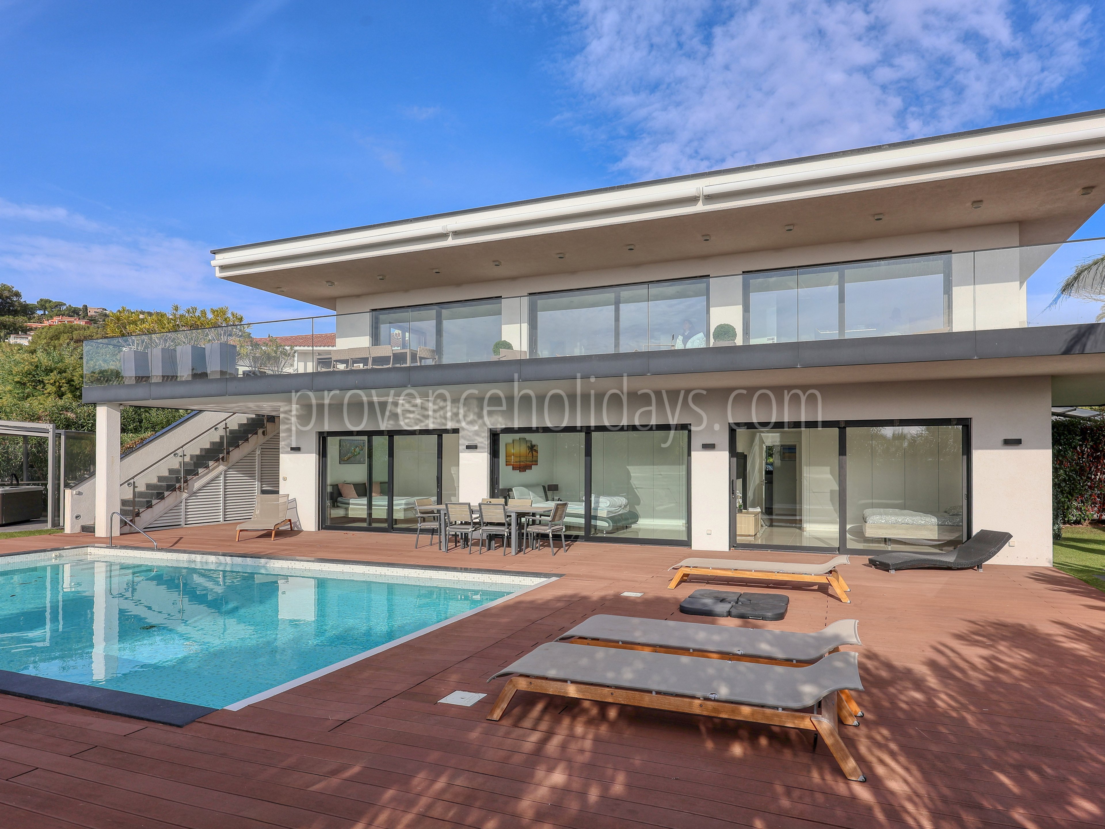 34 - Villa Sea Pearl: Villa: Exterior