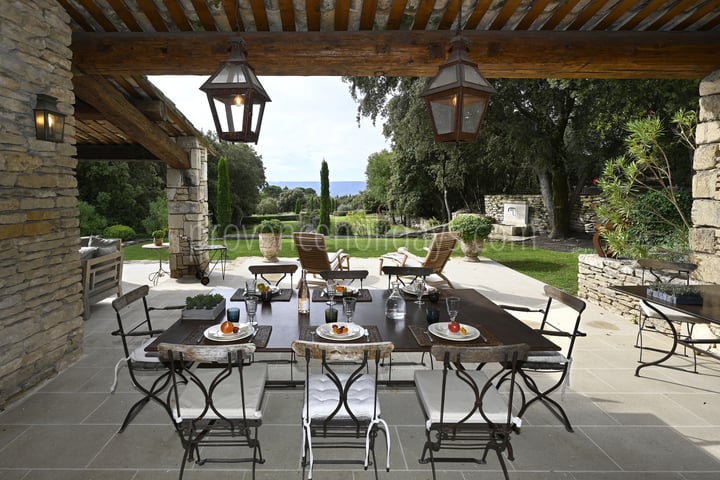 35 - La Maison des Bories: Villa: Exterior