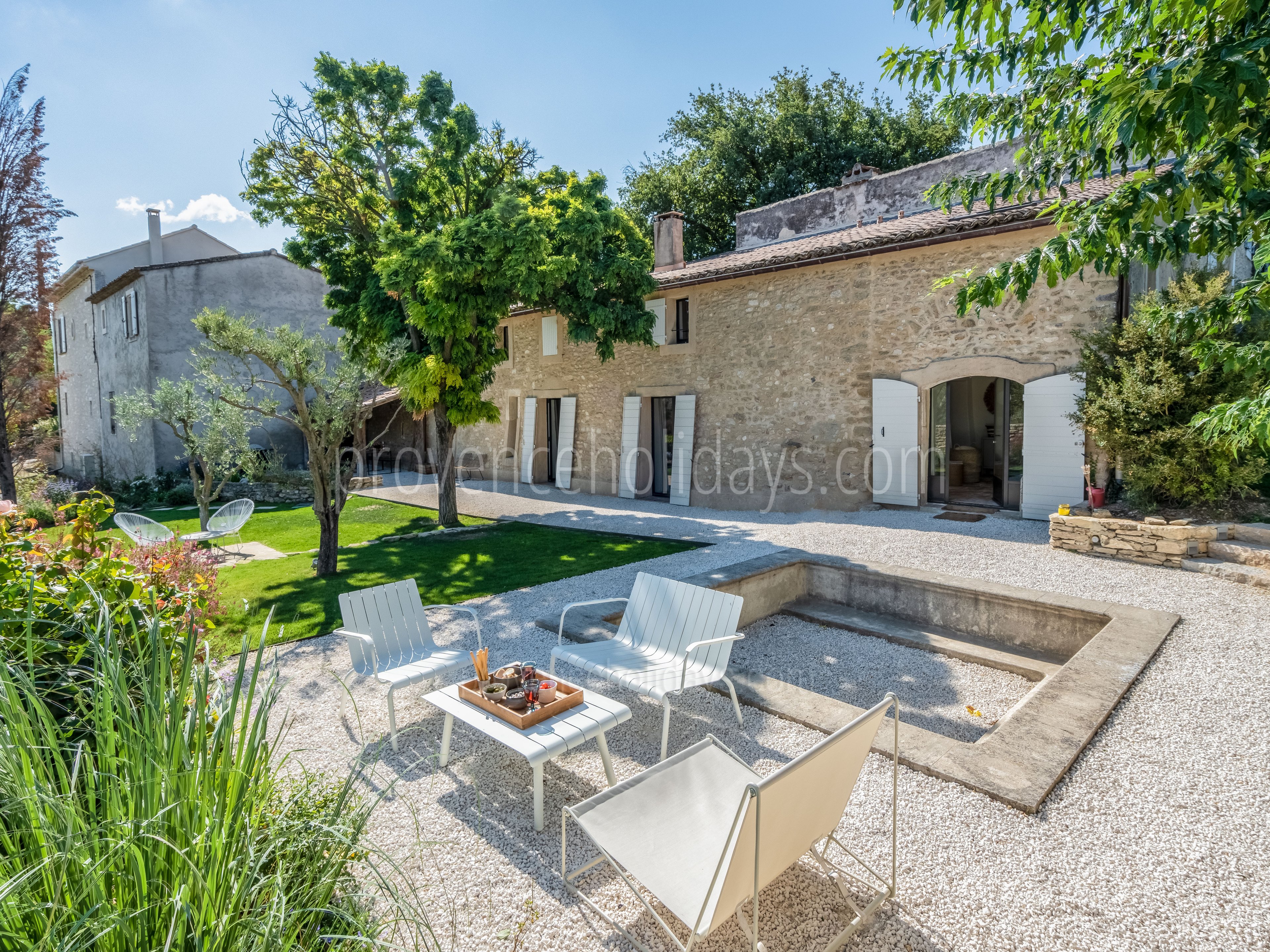 17 - Le Mas des Vignes: Villa: Exterior