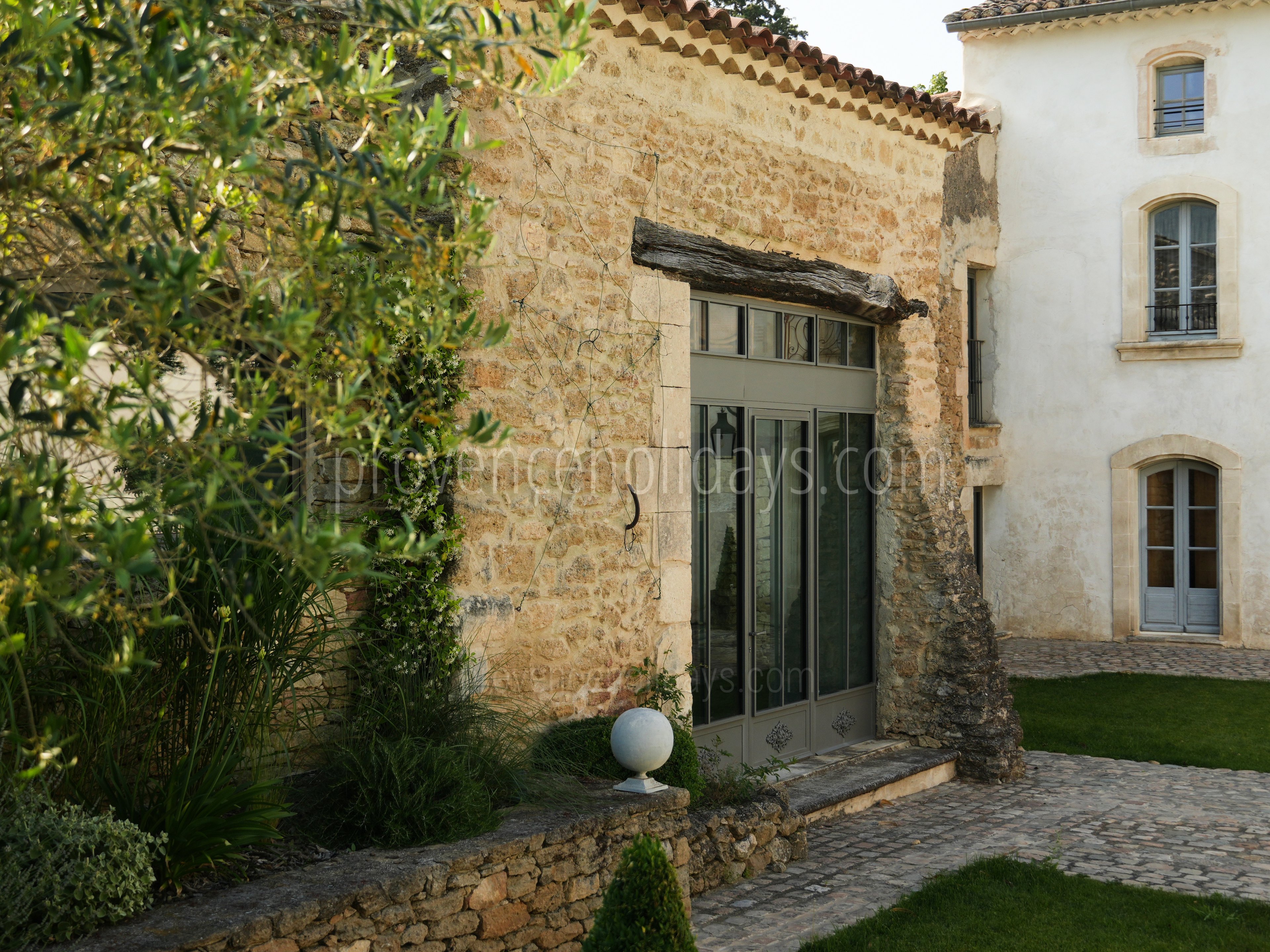82 - Domaine du Grand Chêne: Villa: Exterior