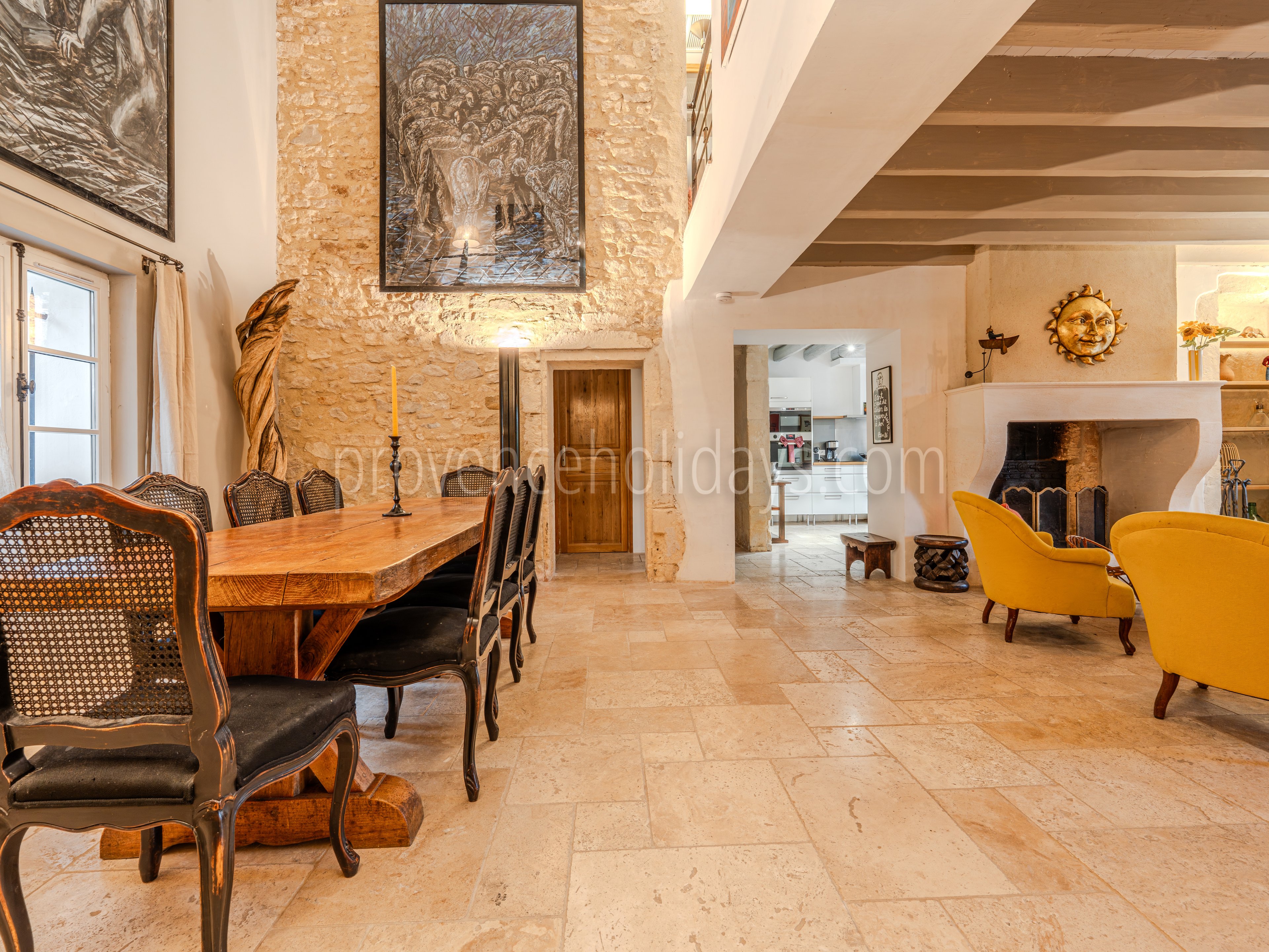 62 - Mas Vigueirat: Villa: Interior