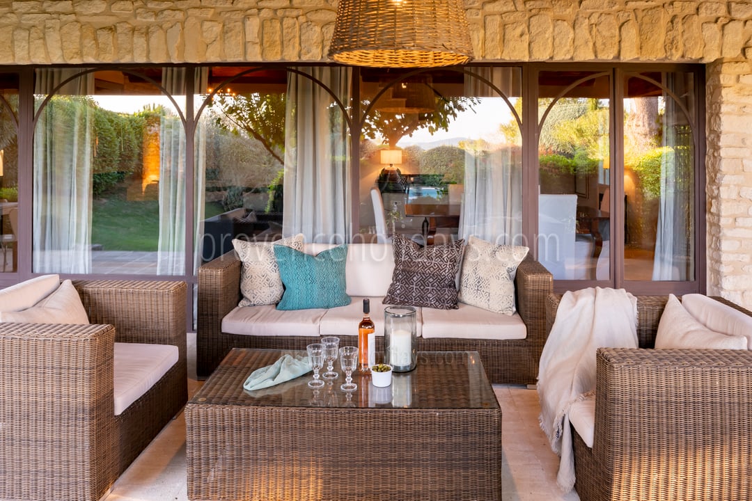 16 - Domaine de Joucas: Villa: Interior