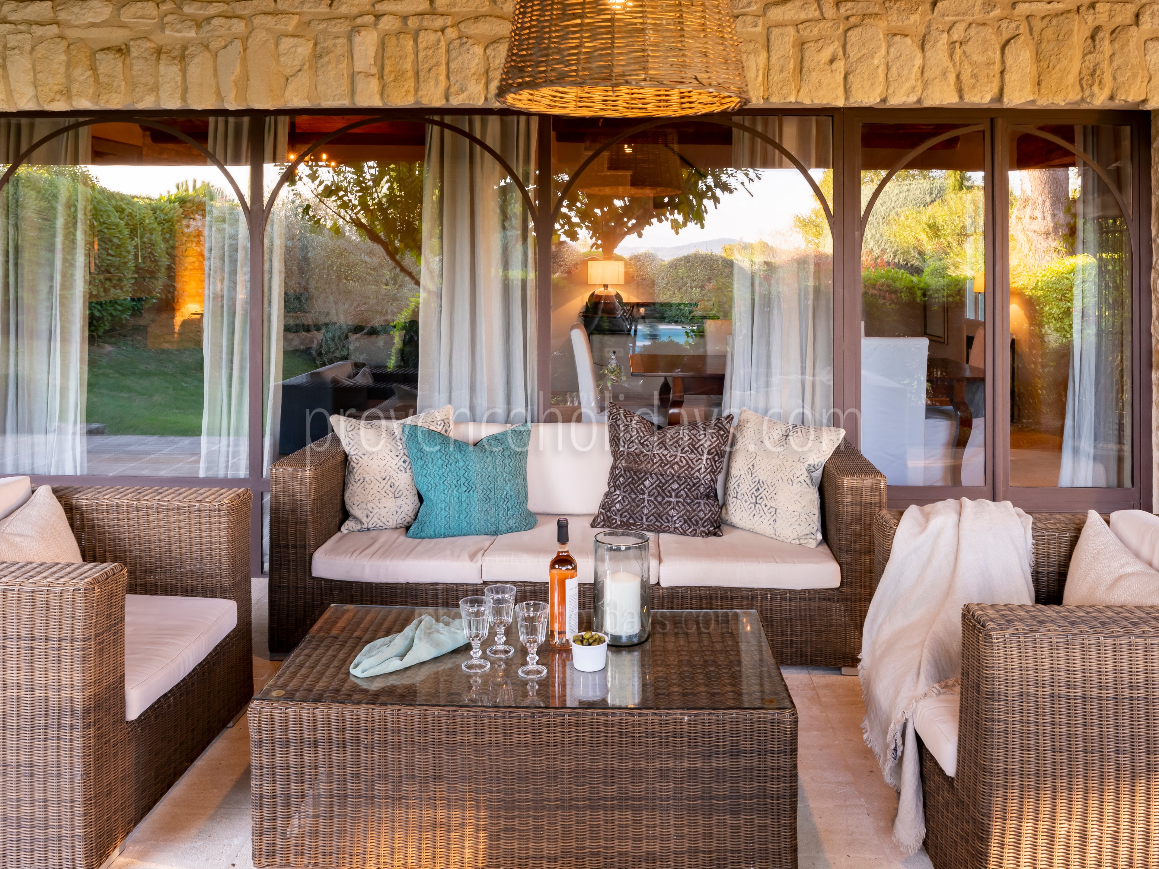 16 - Domaine de Joucas: Villa: Interior