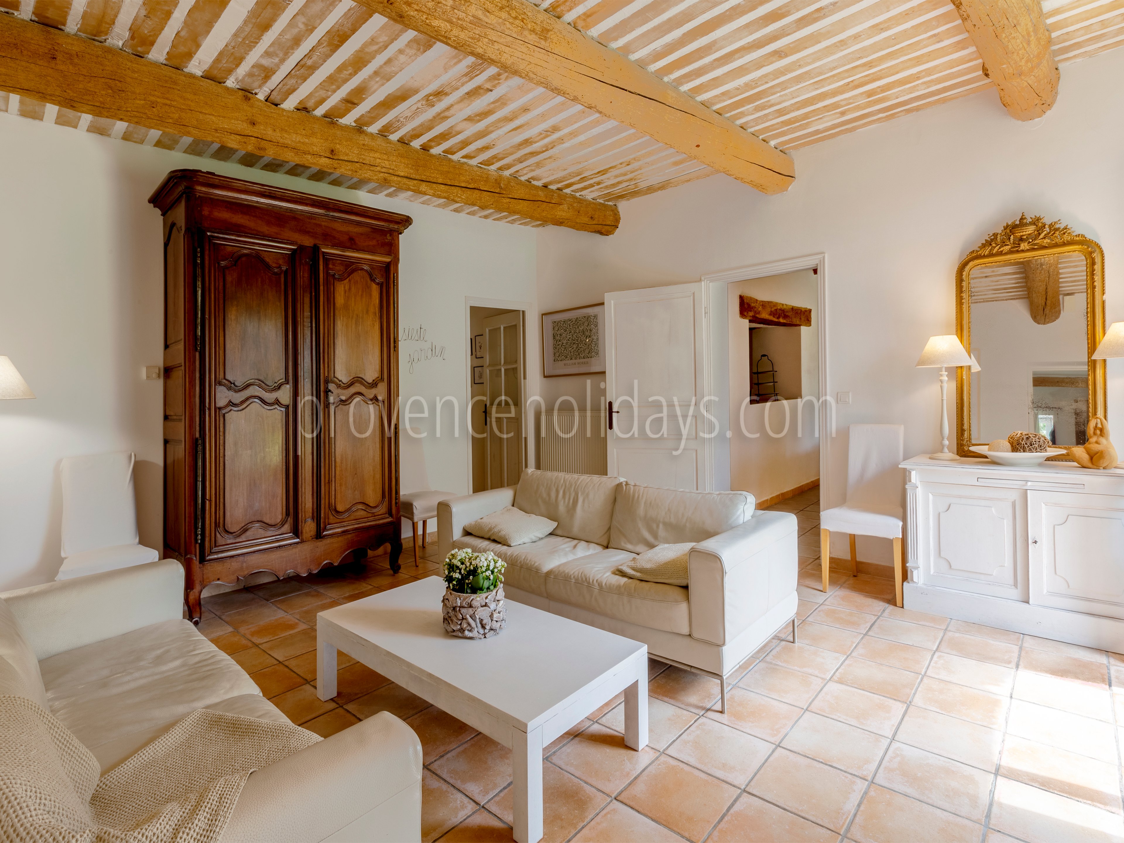 39 - Maison Robion: Villa: Interior