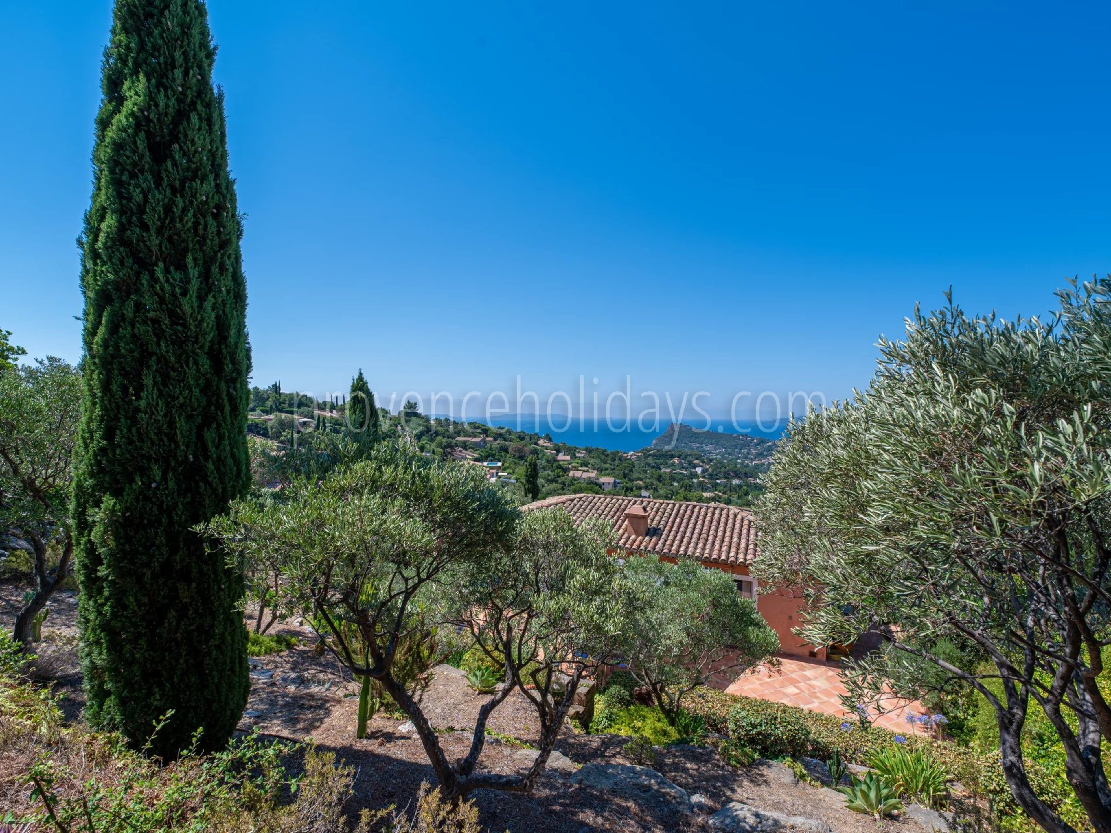 Zeitgenössische Villa in Rayol-Canadel-sur-Mer - 56
