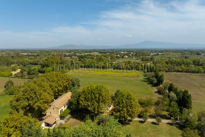 41 - Le Mas d\'Entraigues: Villa: Exterior