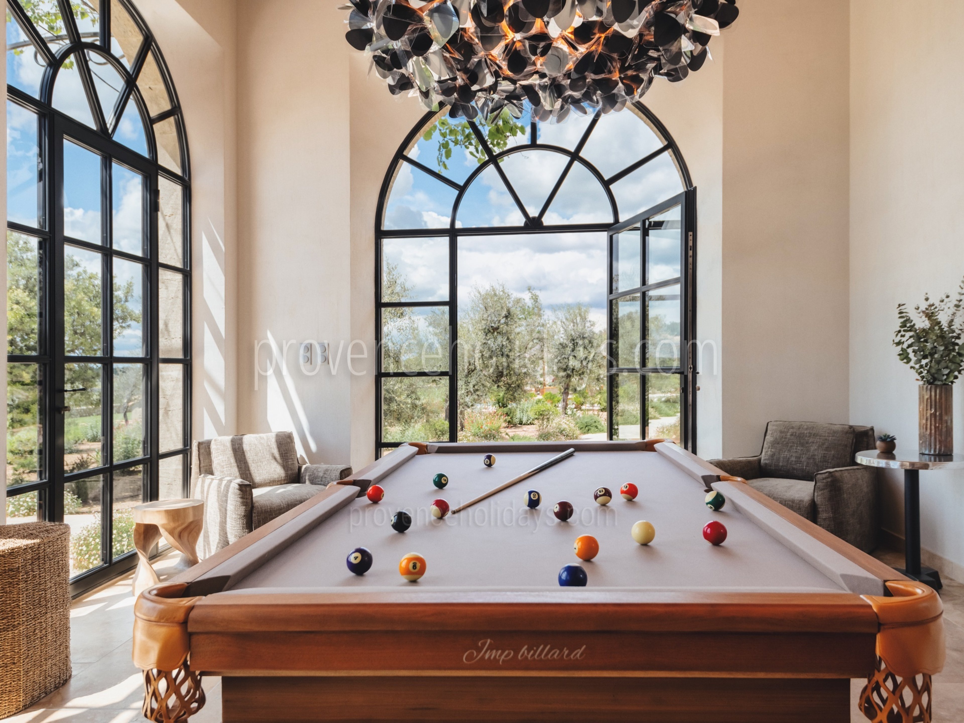22 - Mas de Pierre: Villa: Interior
