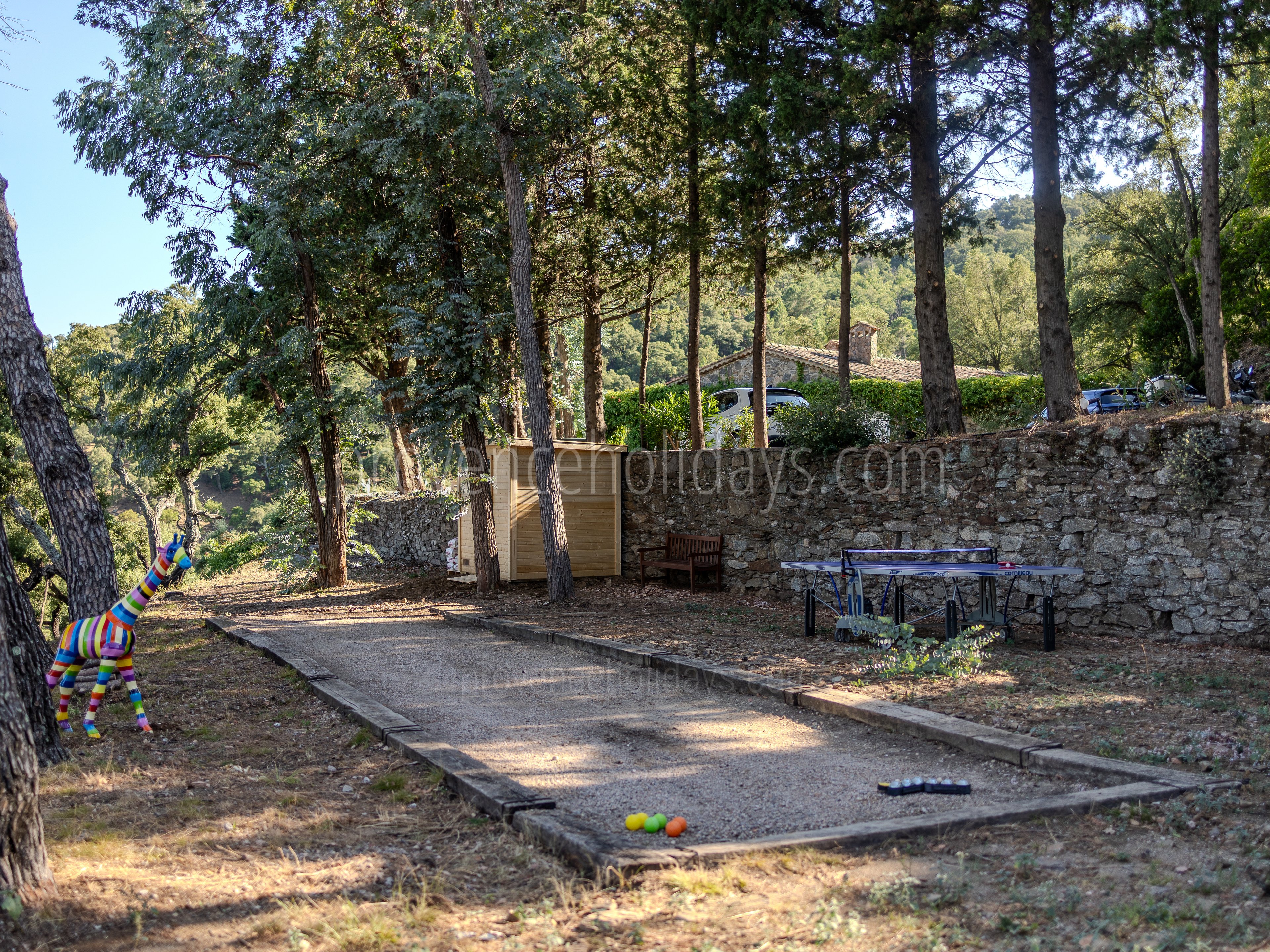 47 - Le Mas de la Garde: Villa: Exterior