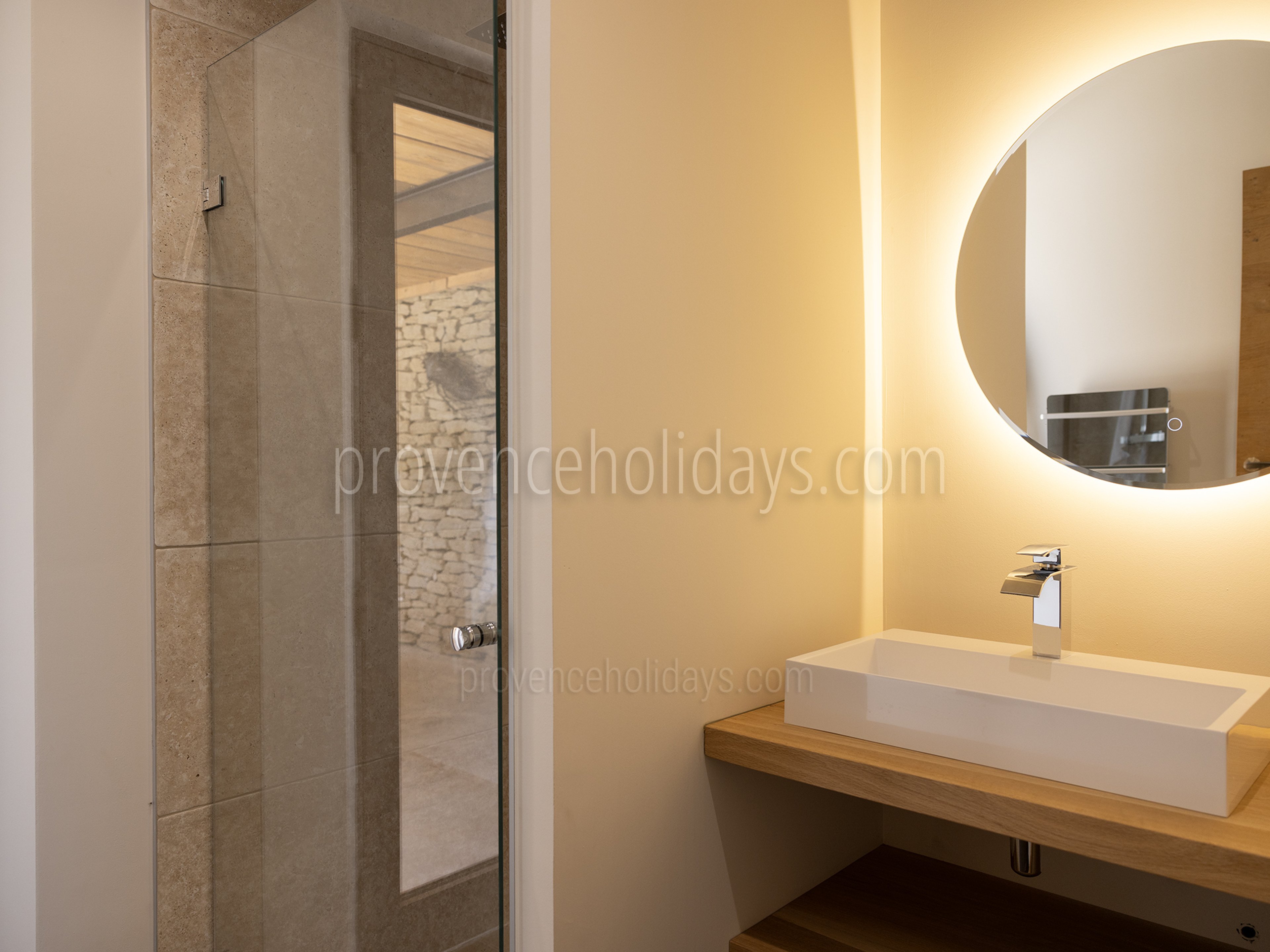 23 - Mas Estelle: Villa: Bathroom