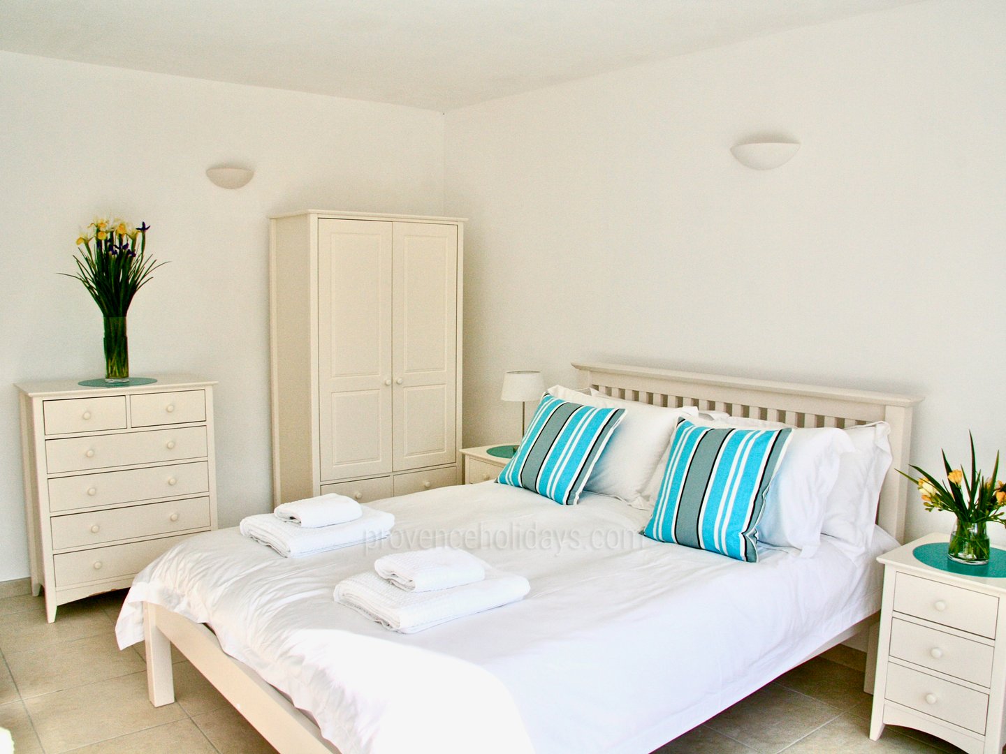 9 - Villa Concerto: Villa: Bedroom