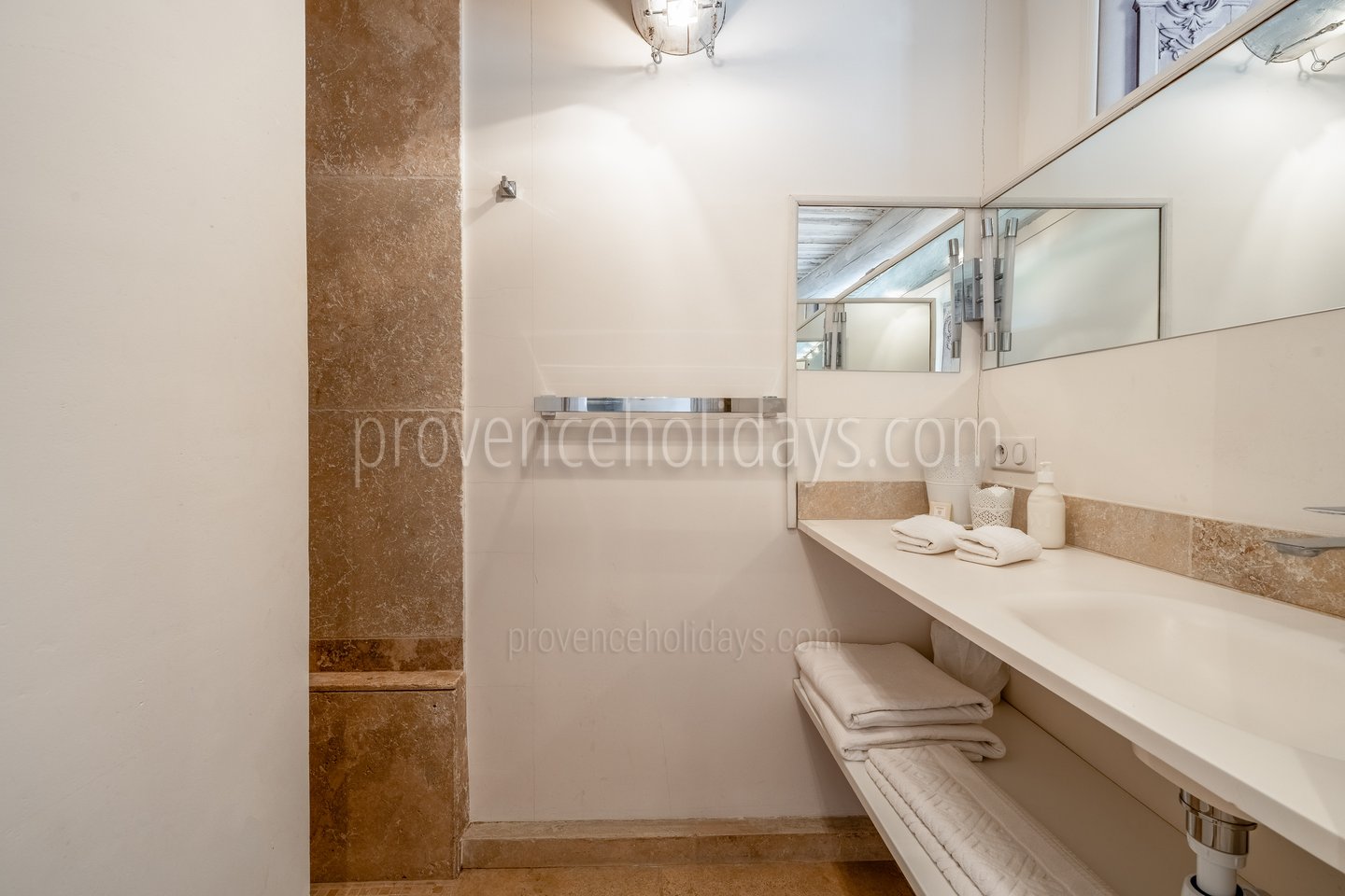 57 - Mas des Vignes: Villa: Bathroom