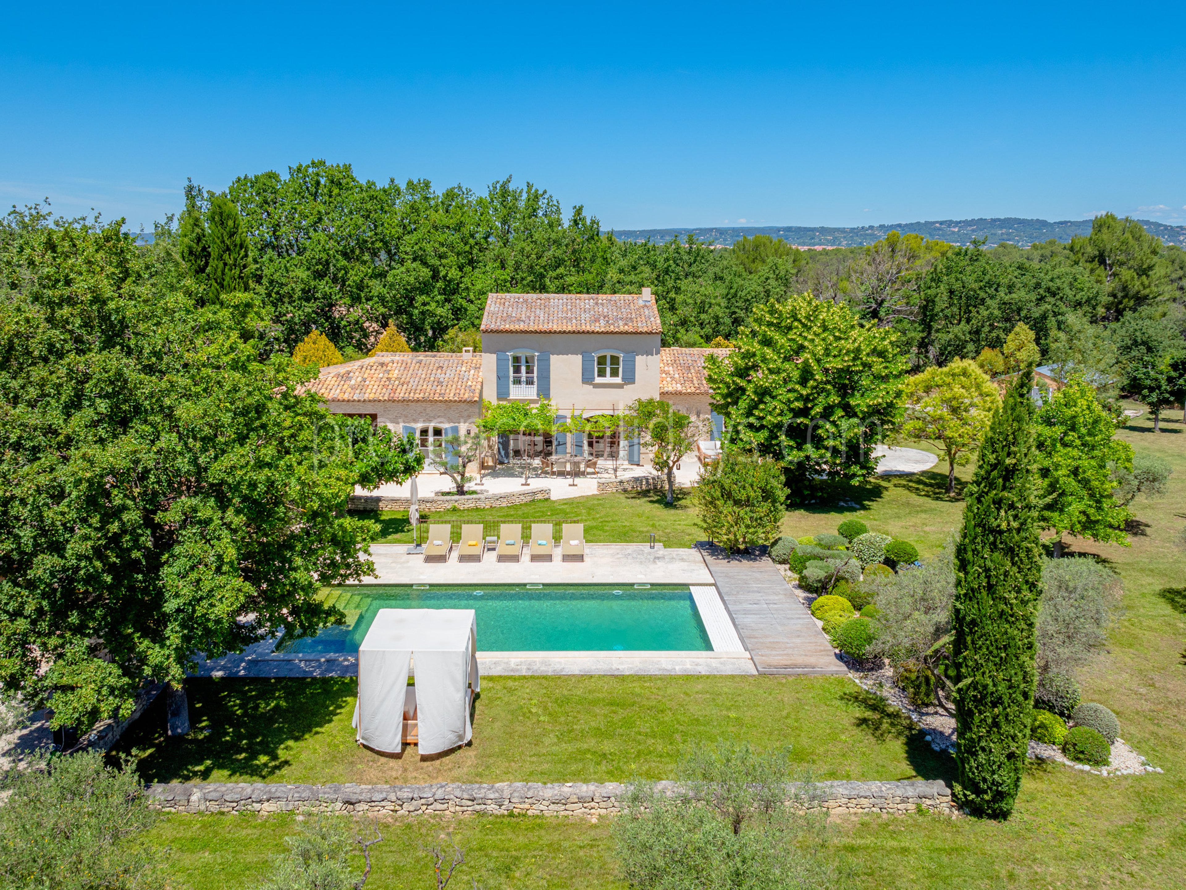 109 - Horizon Sainte-Victoire: Villa: Exterior