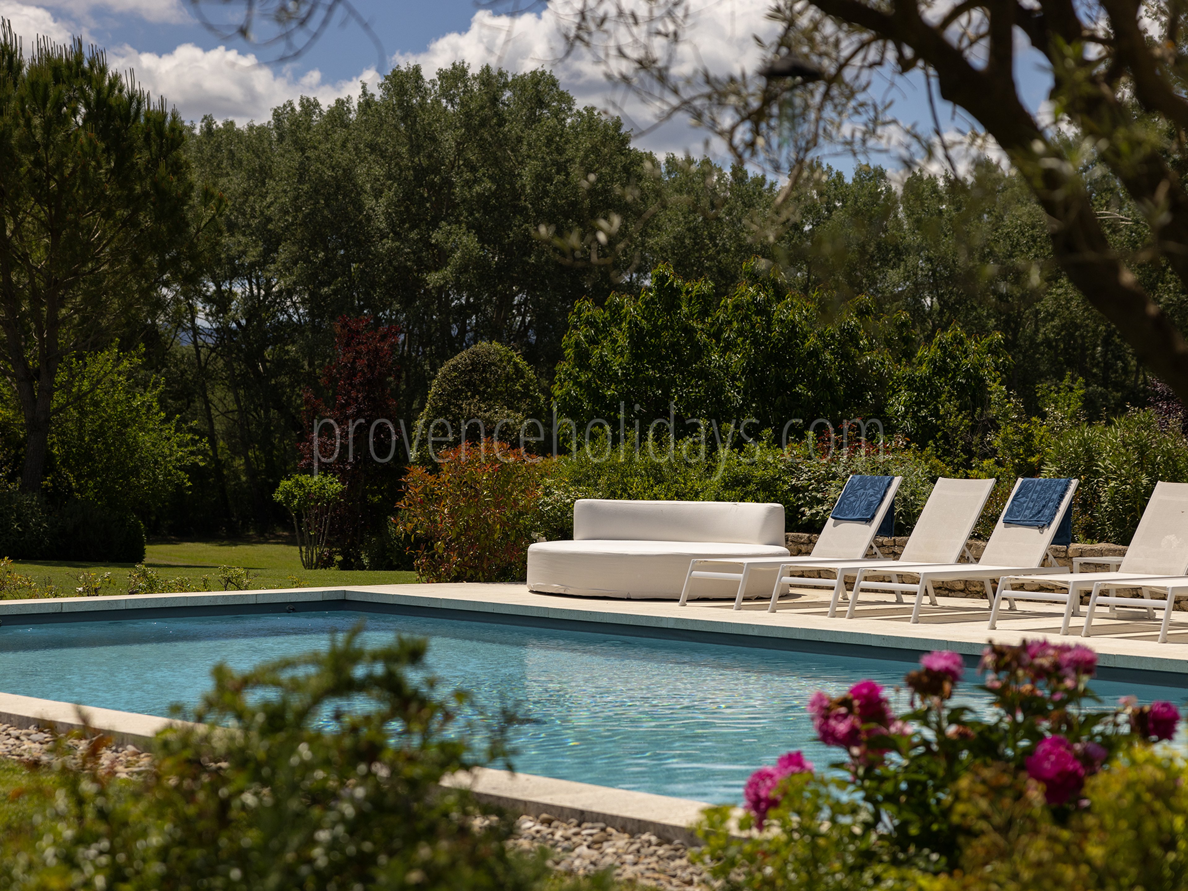 24 - Mas du Carlet: Villa: Pool