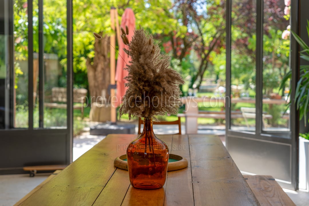 9 - La Terrasse Provençale: Villa: Interior