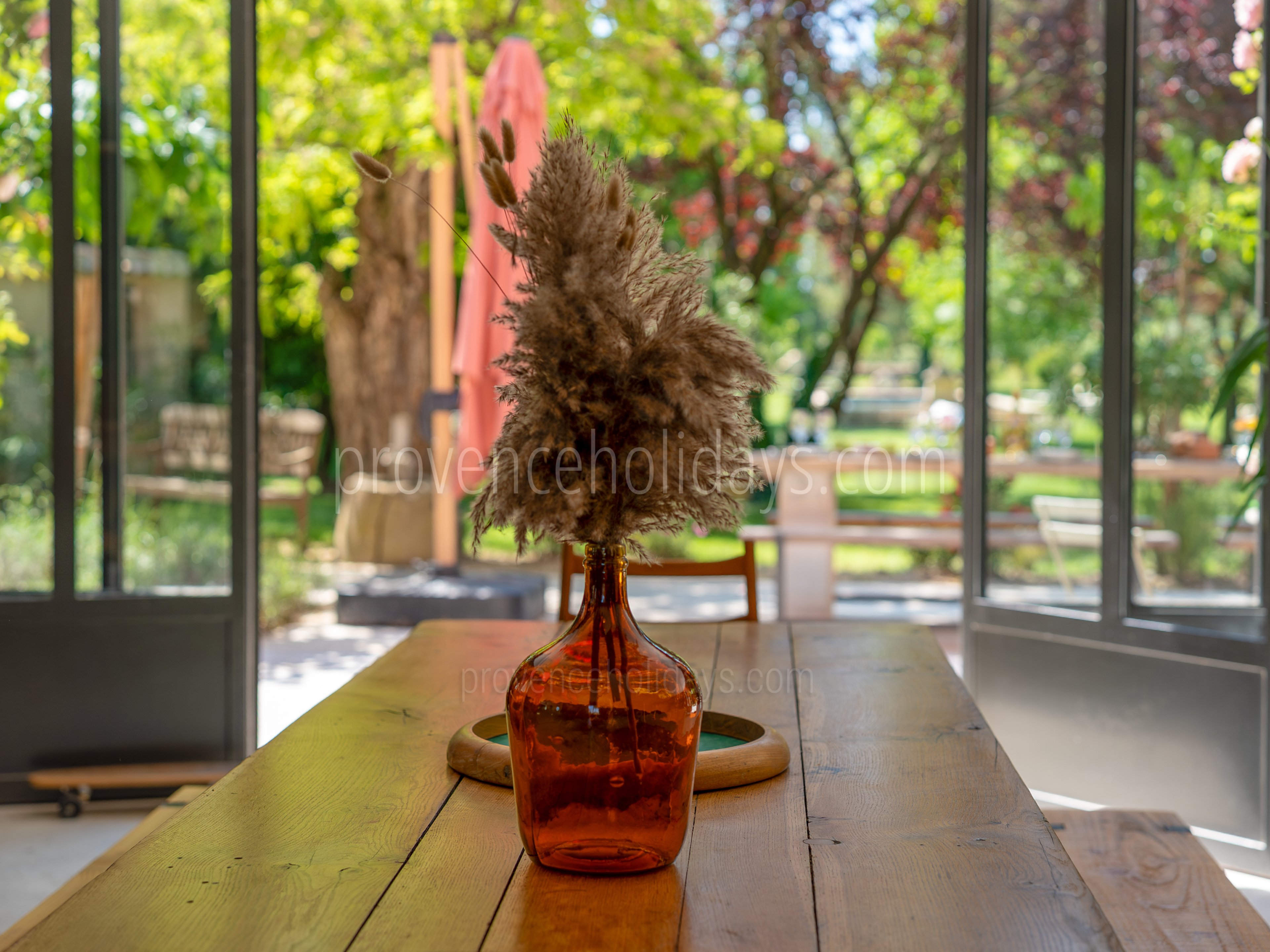 9 - La Terrasse Provençale: Villa: Interior