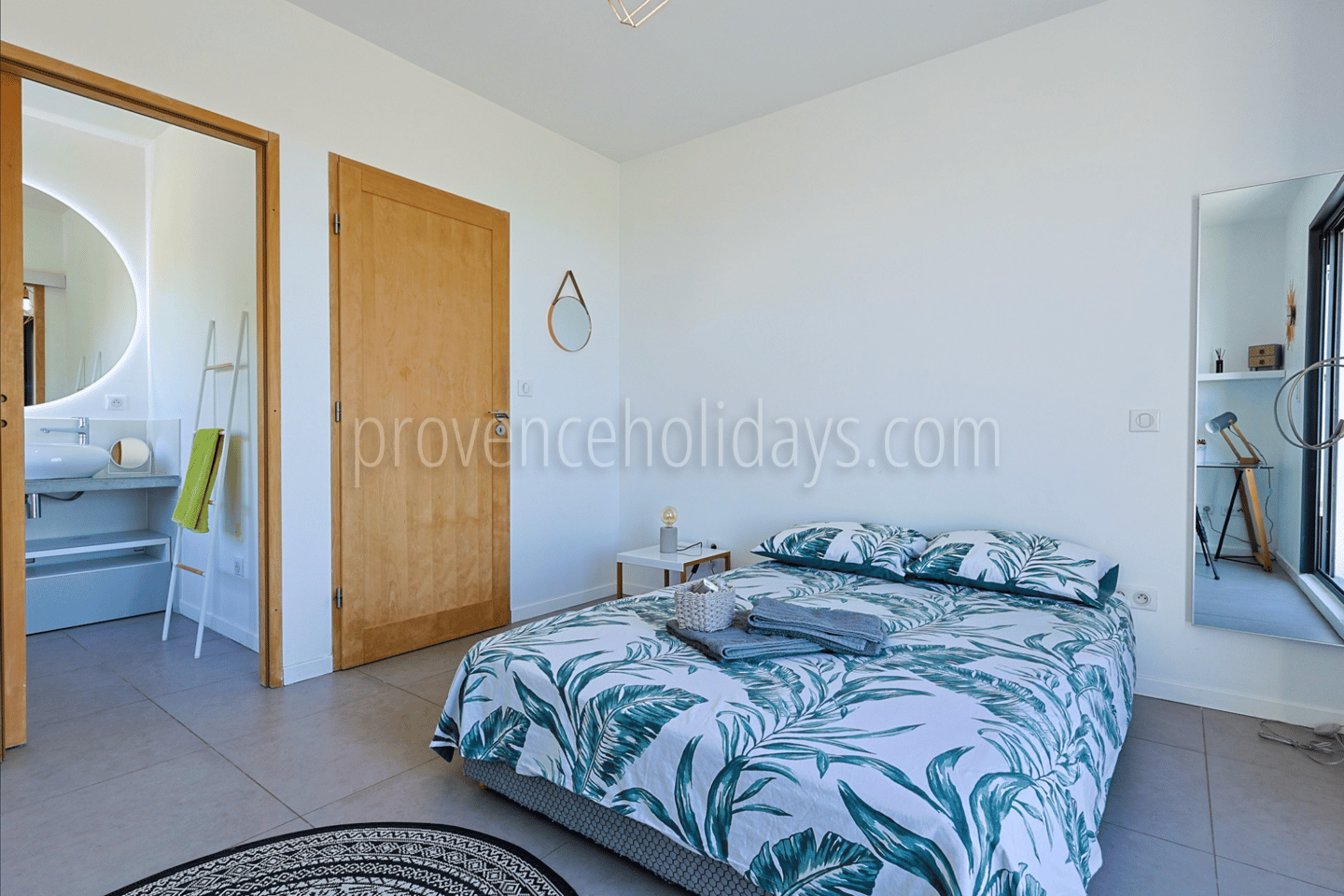 19 - Villa Gregoria: Villa: Bedroom