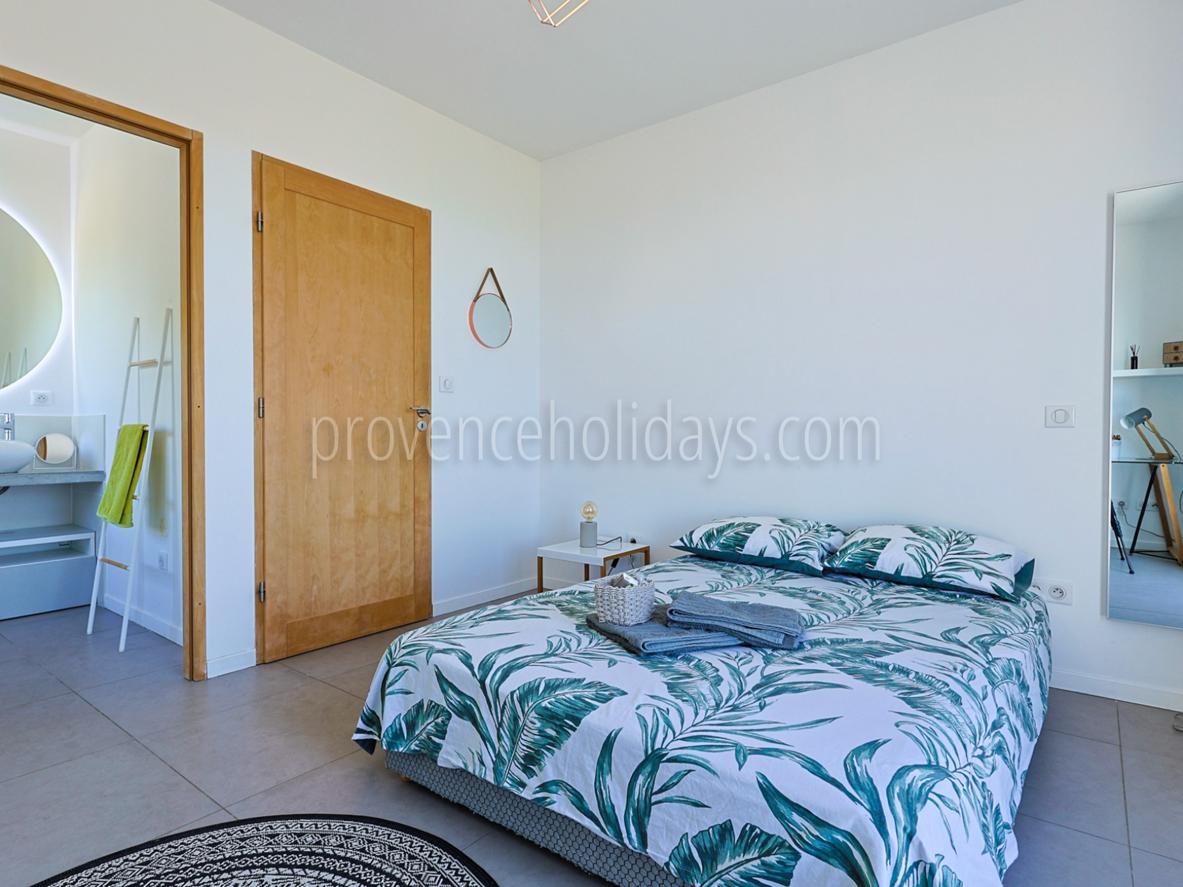 19 - Villa Gregoria: Villa: Bedroom