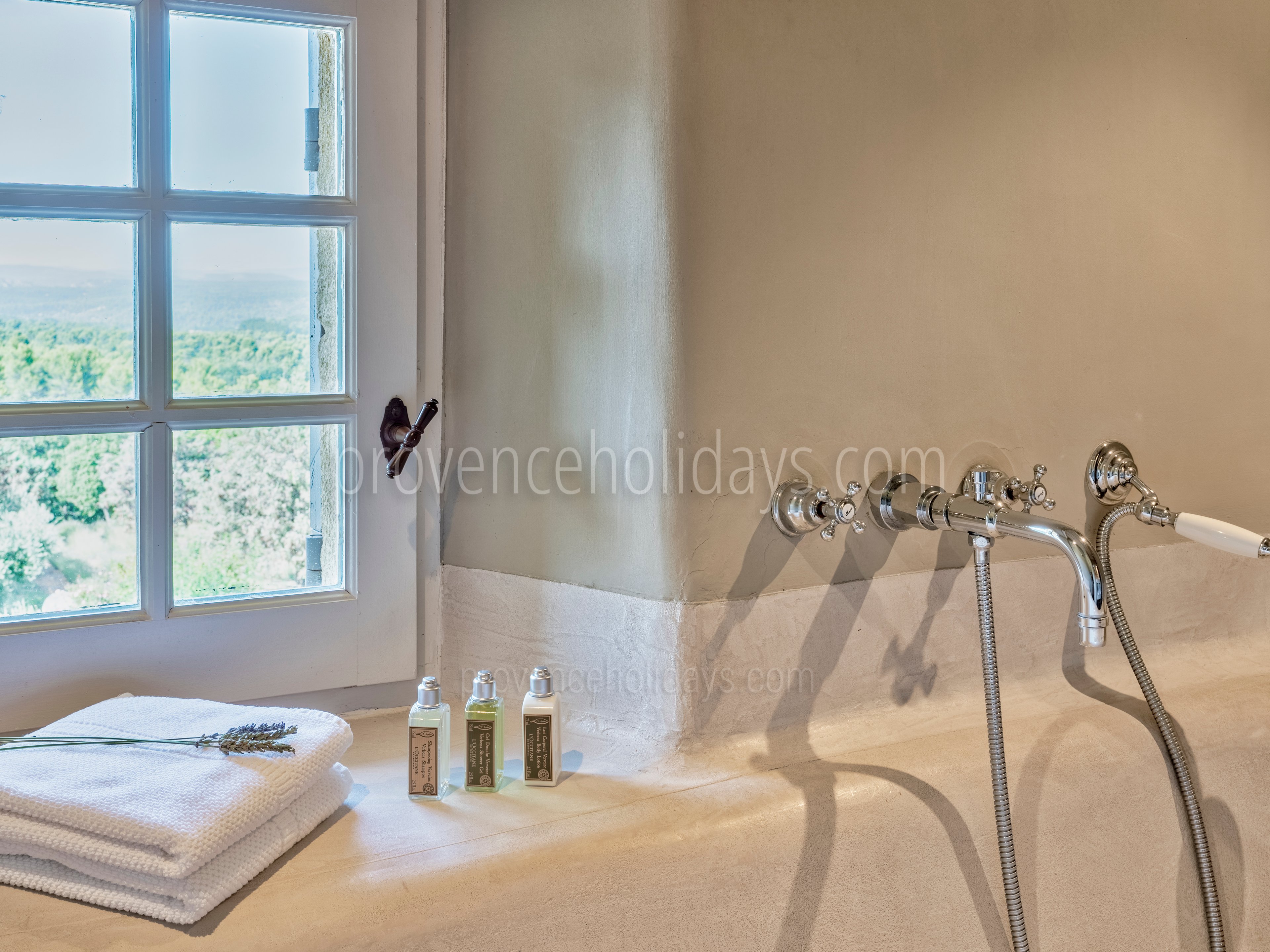 70 - Domaine de la Sainte Victoire: Villa: Bathroom