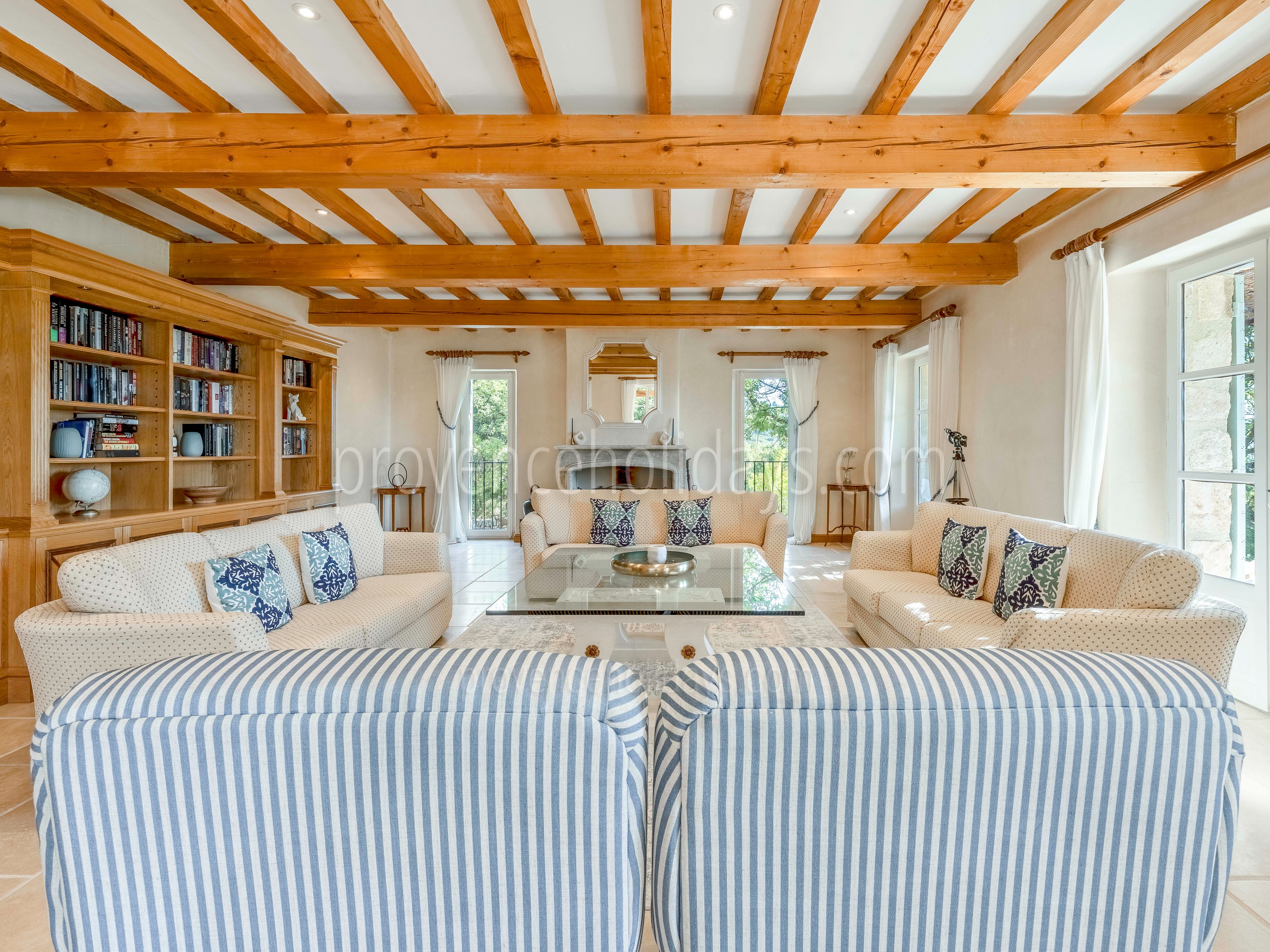 15 - La Pierre d\'Or: Villa: Interior