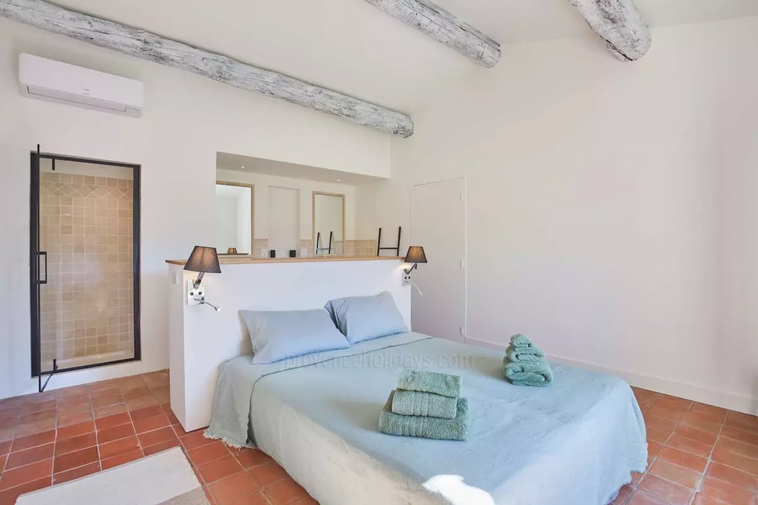 42 - Mas Marius: Villa: Bedroom