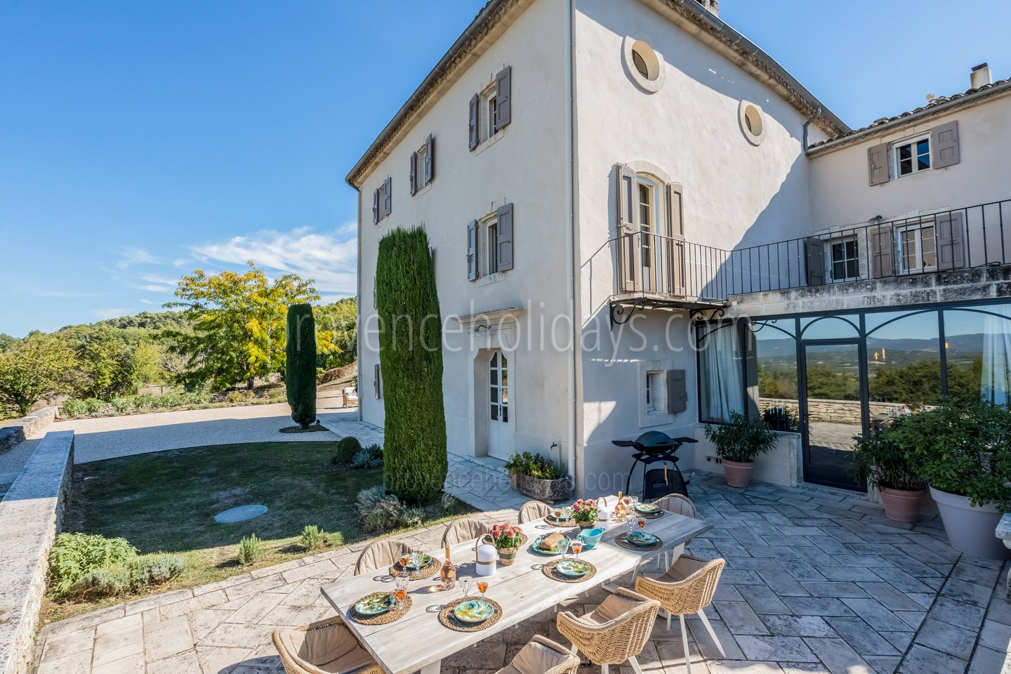 10 - Bastide des Magnans: Villa: Exterior