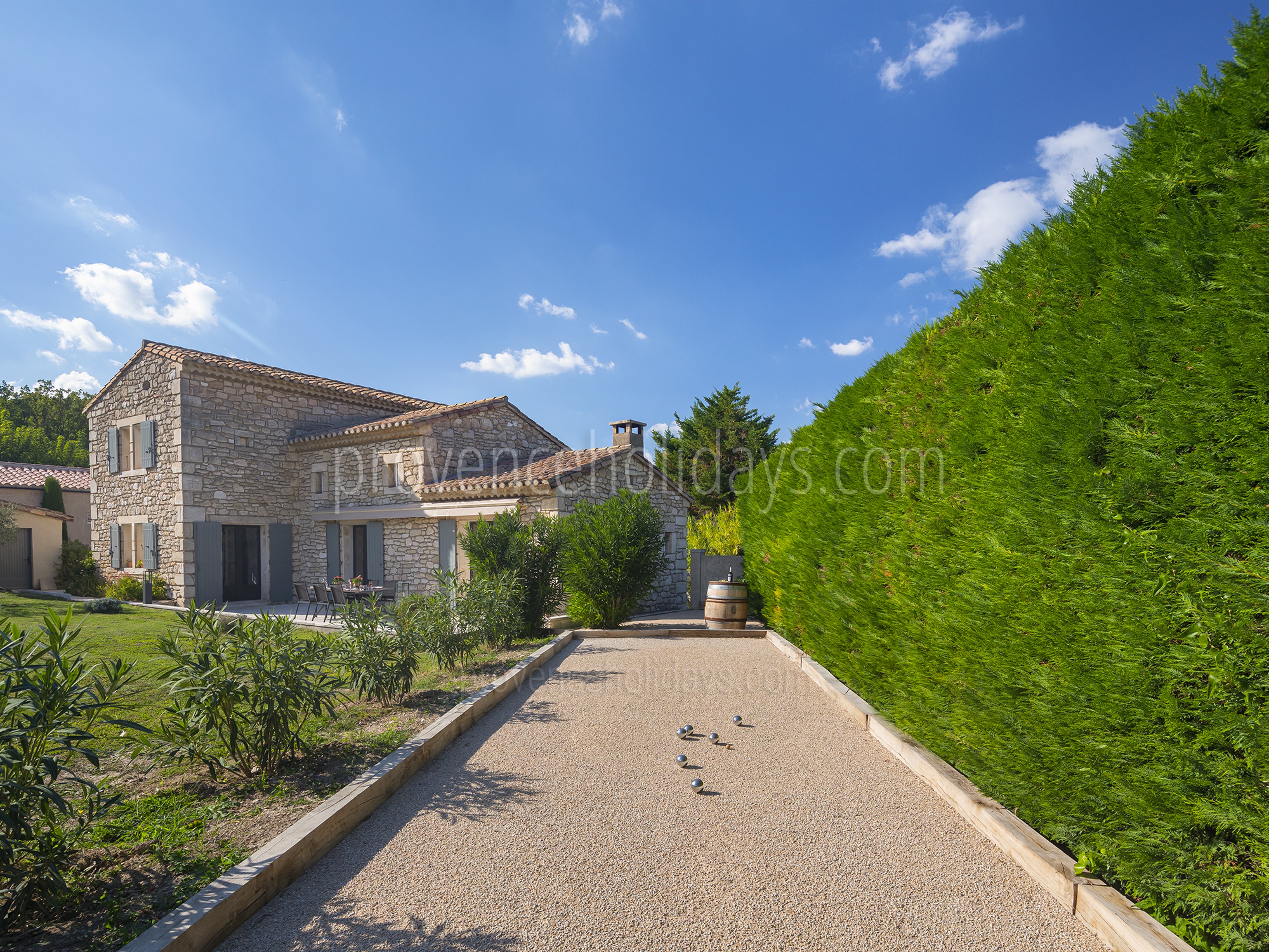 3 - Mas du Sud: Villa: Exterior