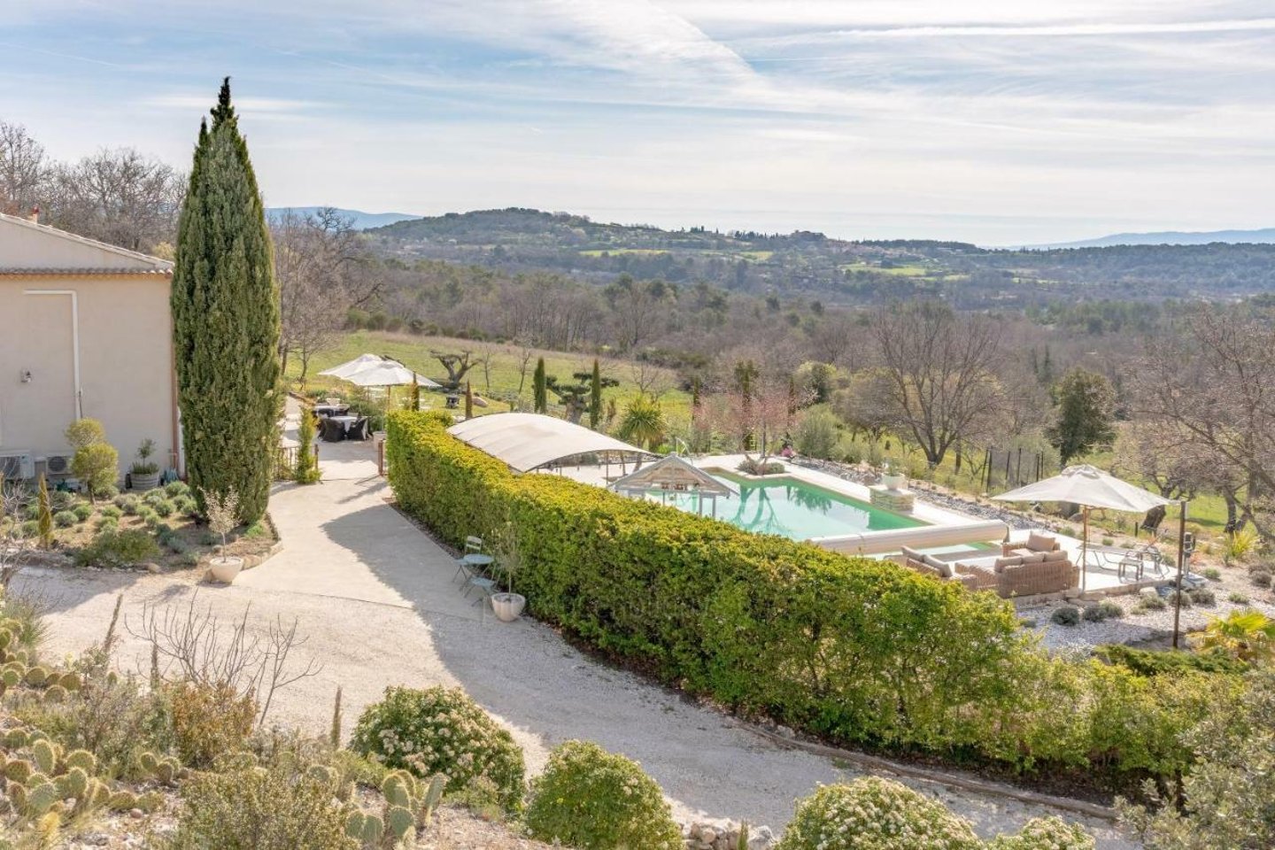 51 - Bastide des Chênes: Villa: Exterior