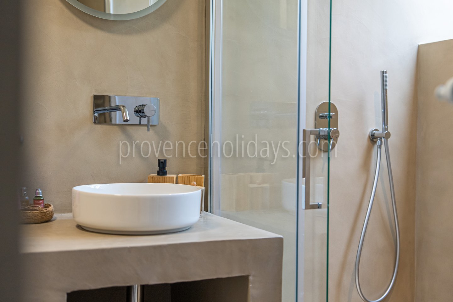 32 - Mas de la Rivière Secrète: Villa: Bathroom 3