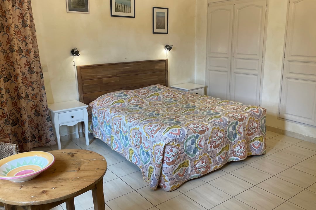 7 - La Grange de la Roque: Villa: Bedroom