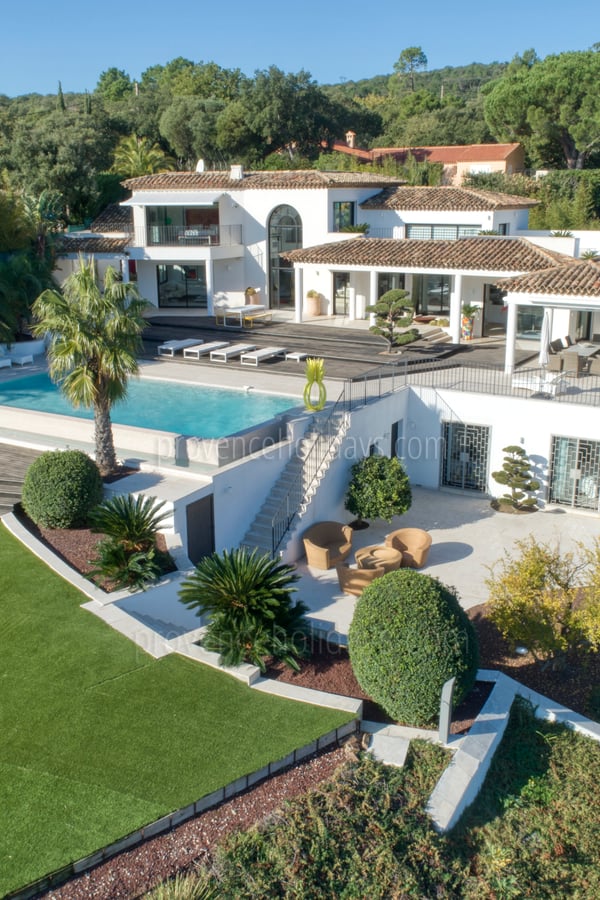 1 - Villa Ambre: Villa: Pool