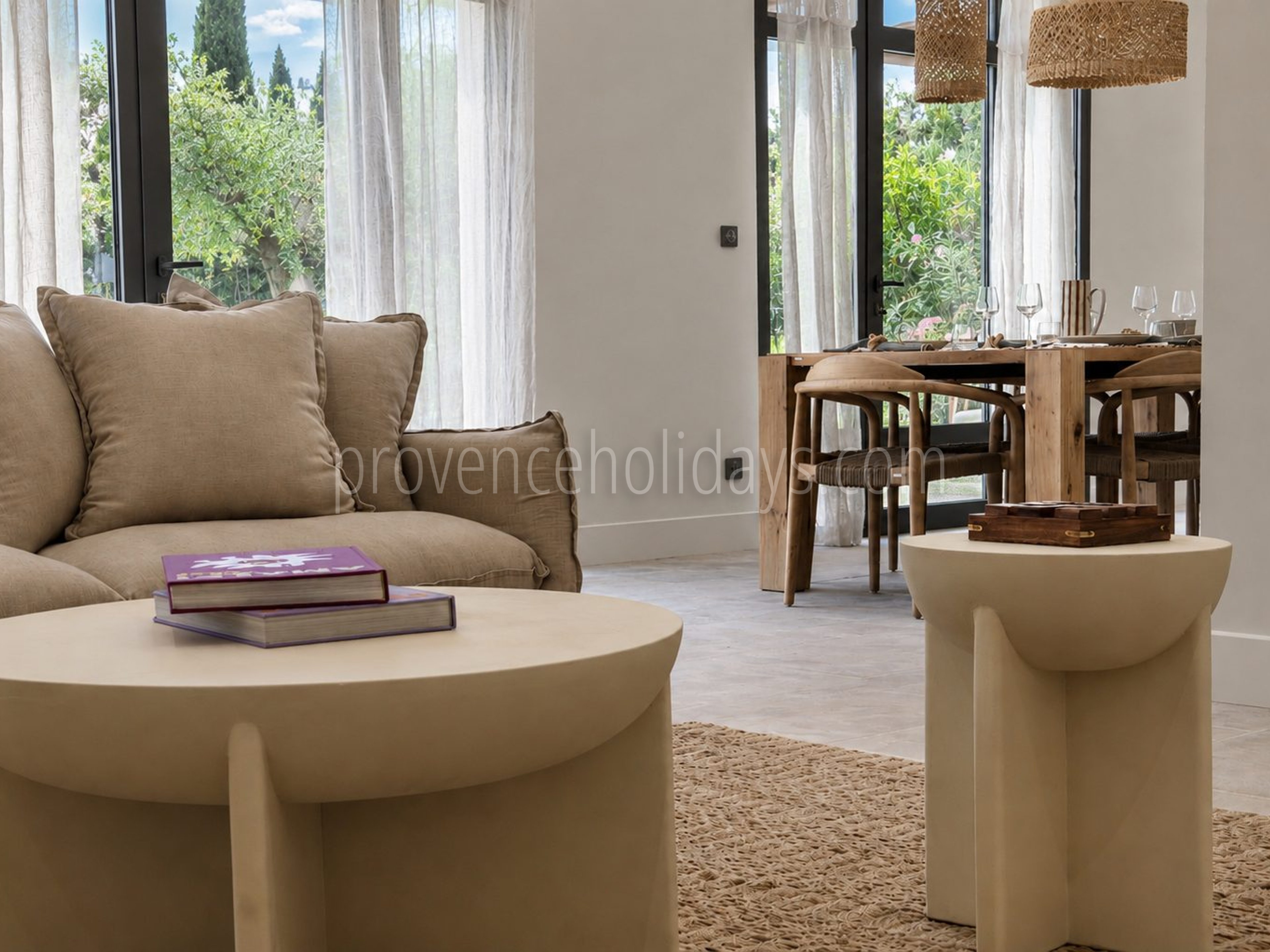 6 - Villa within walking distance of Maussane-les-Alpilles: Villa: Interior