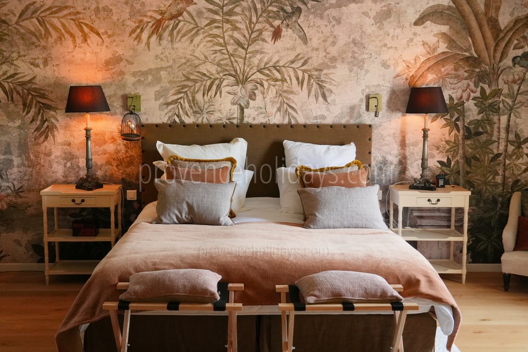 27 - Domaine du Grand Chêne: Villa: Bedroom