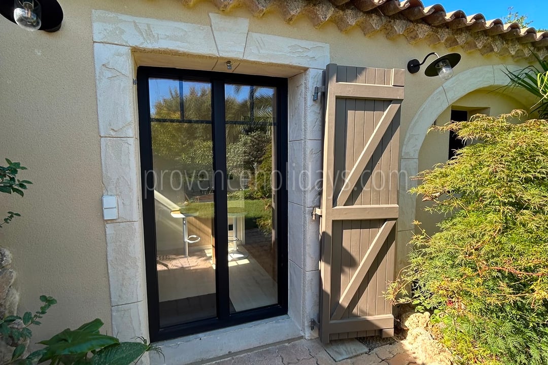 33 - Villa Atome: Villa: Exterior