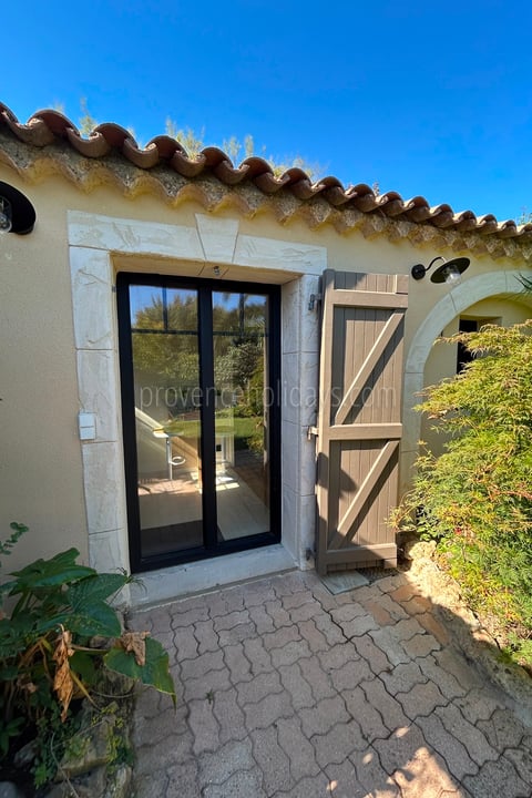 33 - Villa Atome: Villa: Exterior