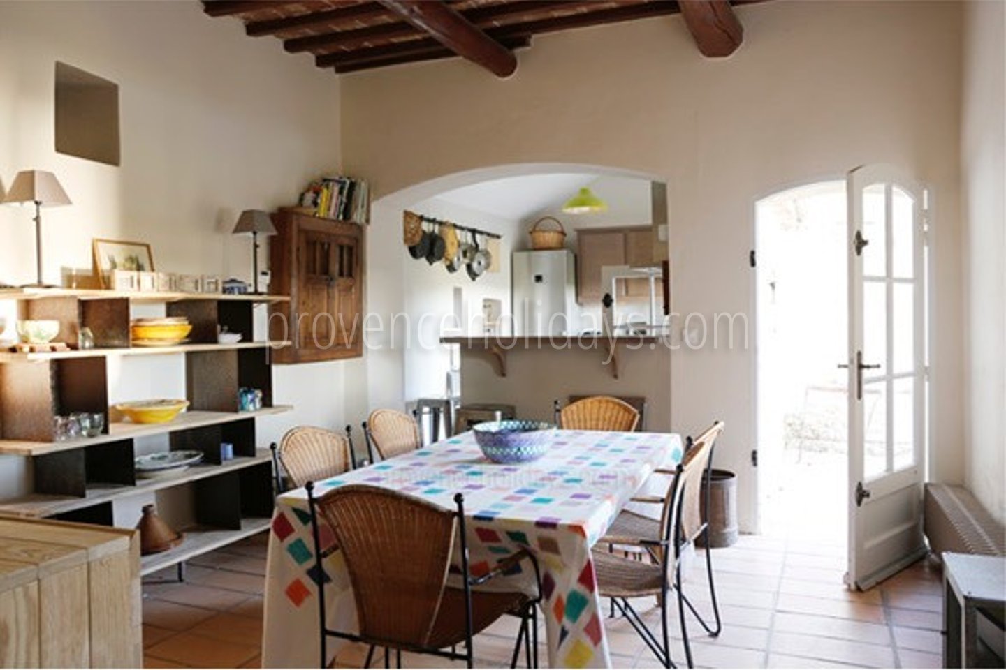 3 - Mas de Charla: Villa: Interior