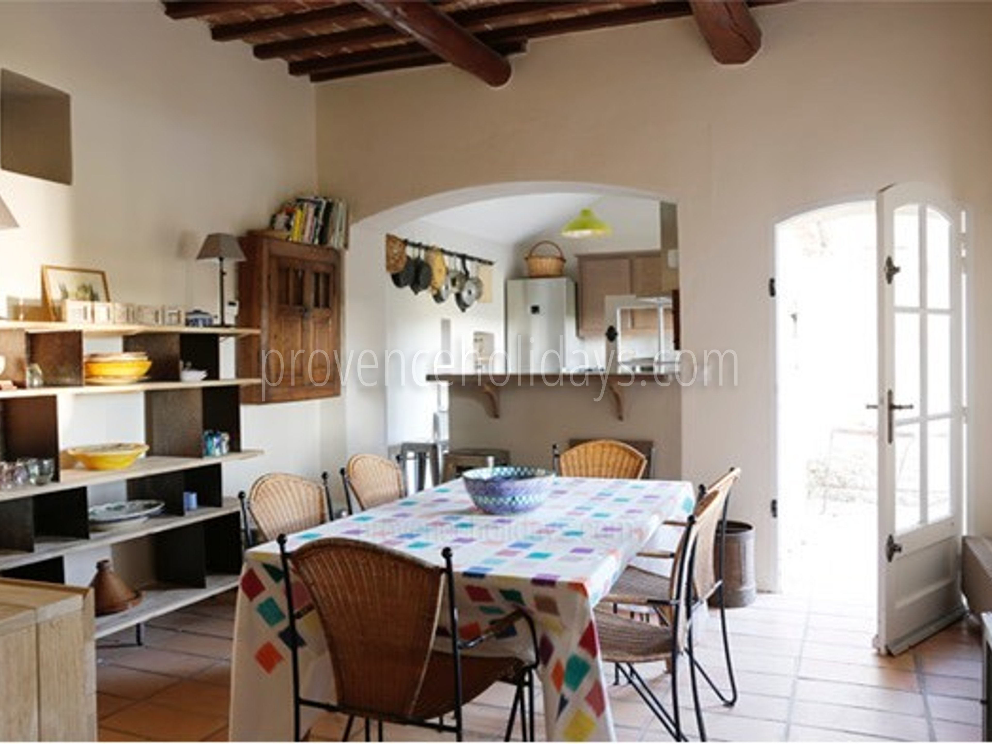 3 - Mas de Charla: Villa: Interior