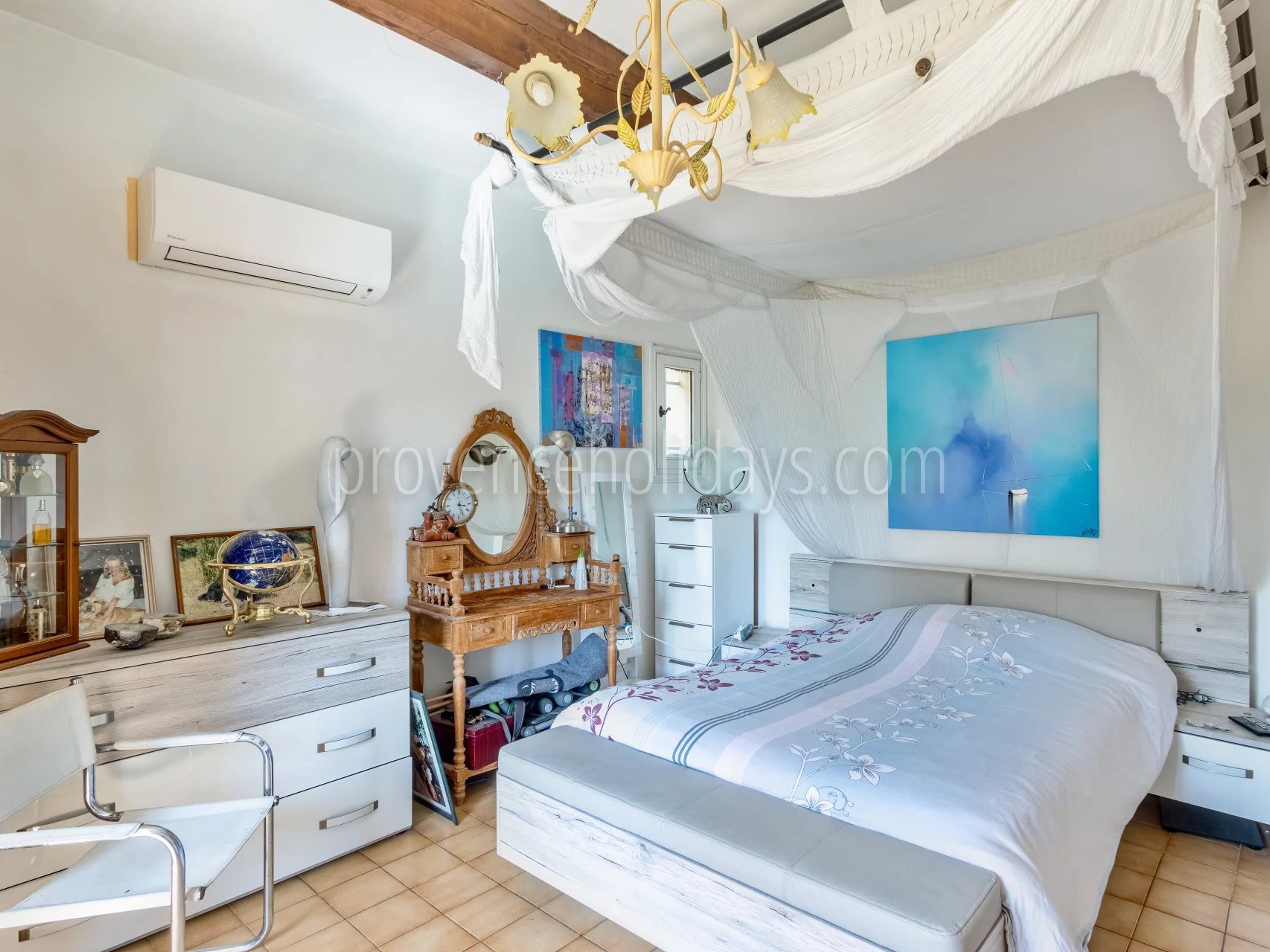 6 - Ruhiges Haus in Grimaud: Villa: Bedroom