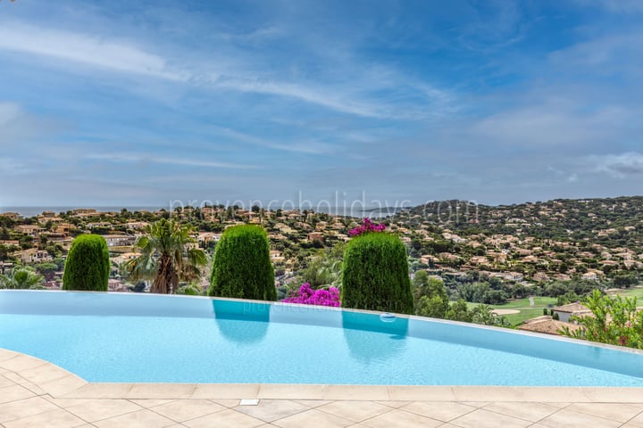 Elegant villa with sea view in Sainte-Maxime