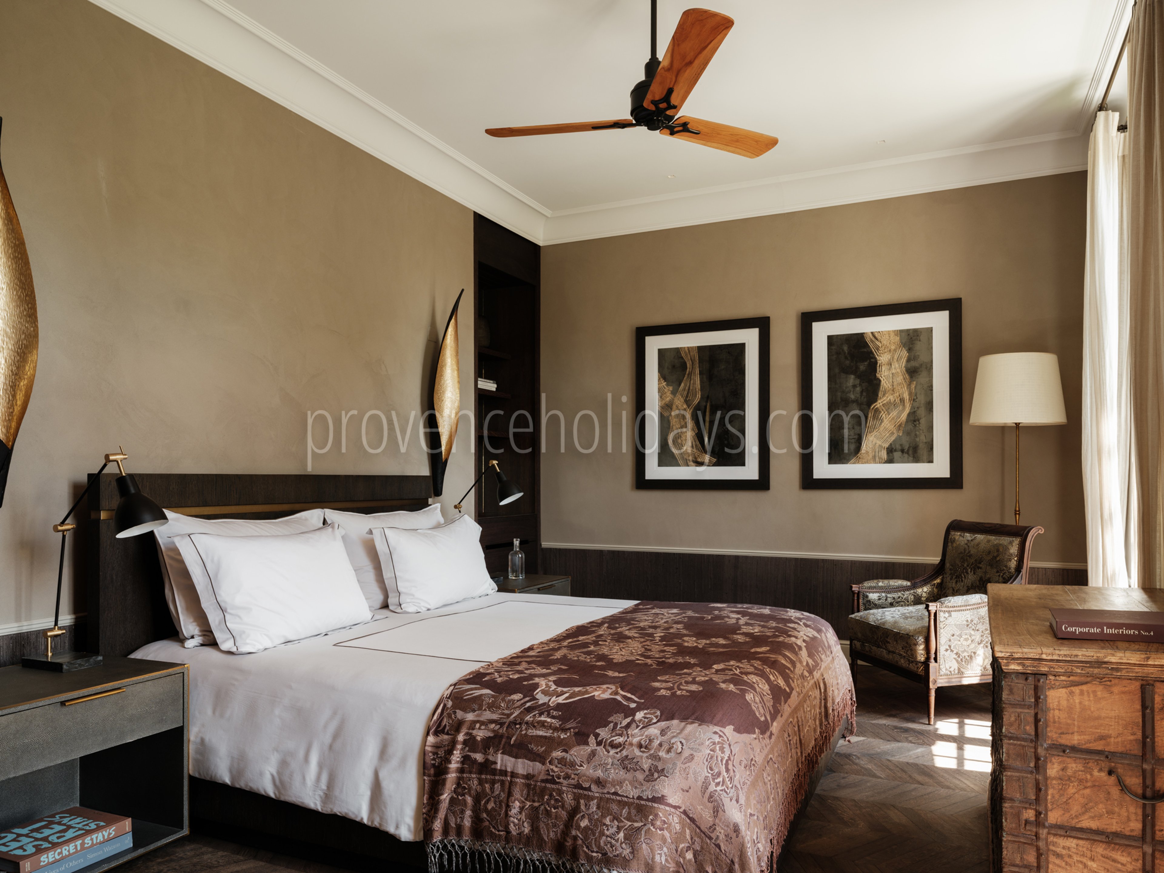 39 - Mas de Maussane: Villa: Bedroom