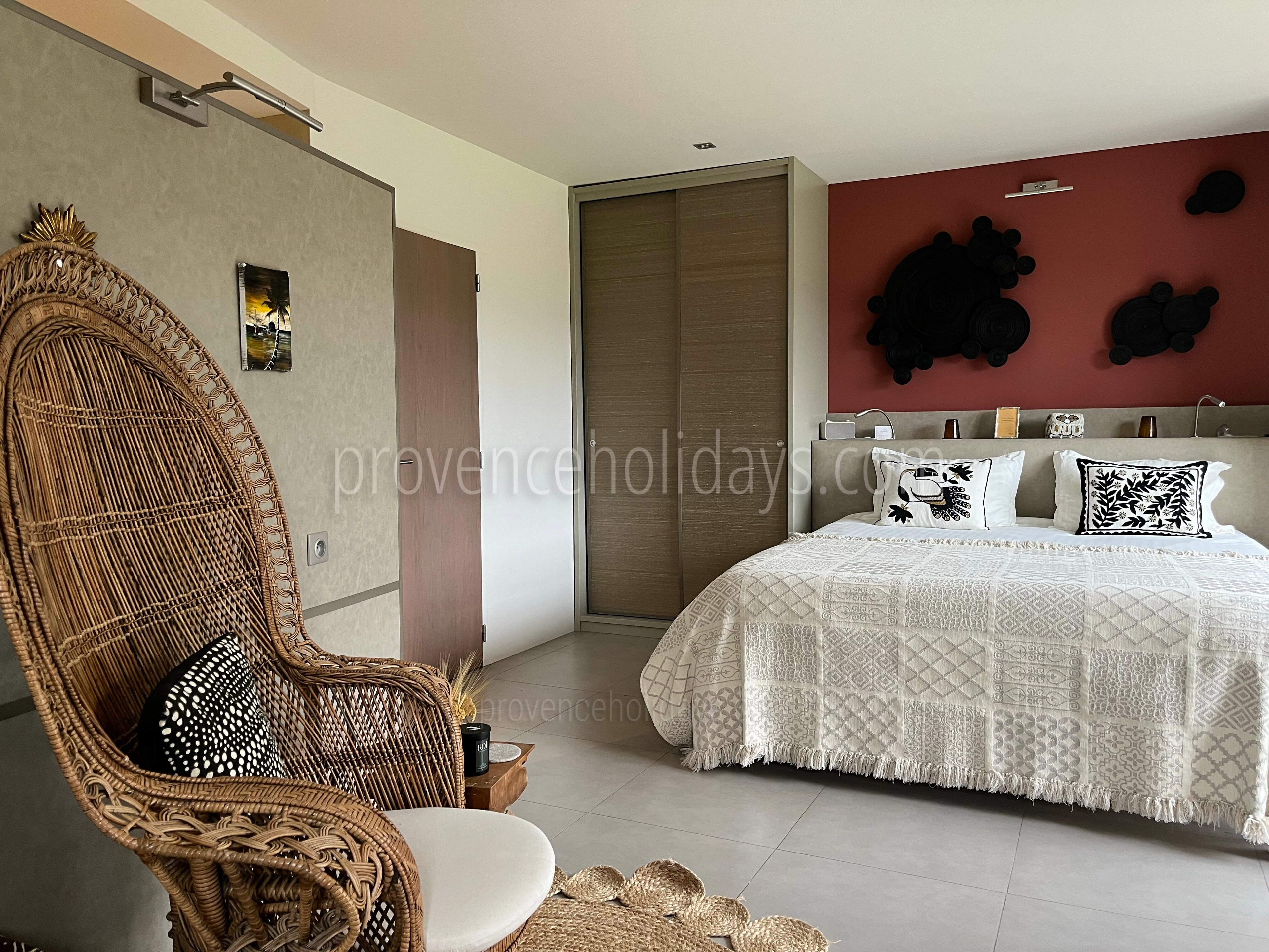 43 - Le Mas du Vallon: Villa: Bedroom
