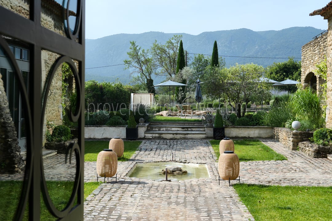4 - Domaine du Grand Chêne: Villa: Exterior