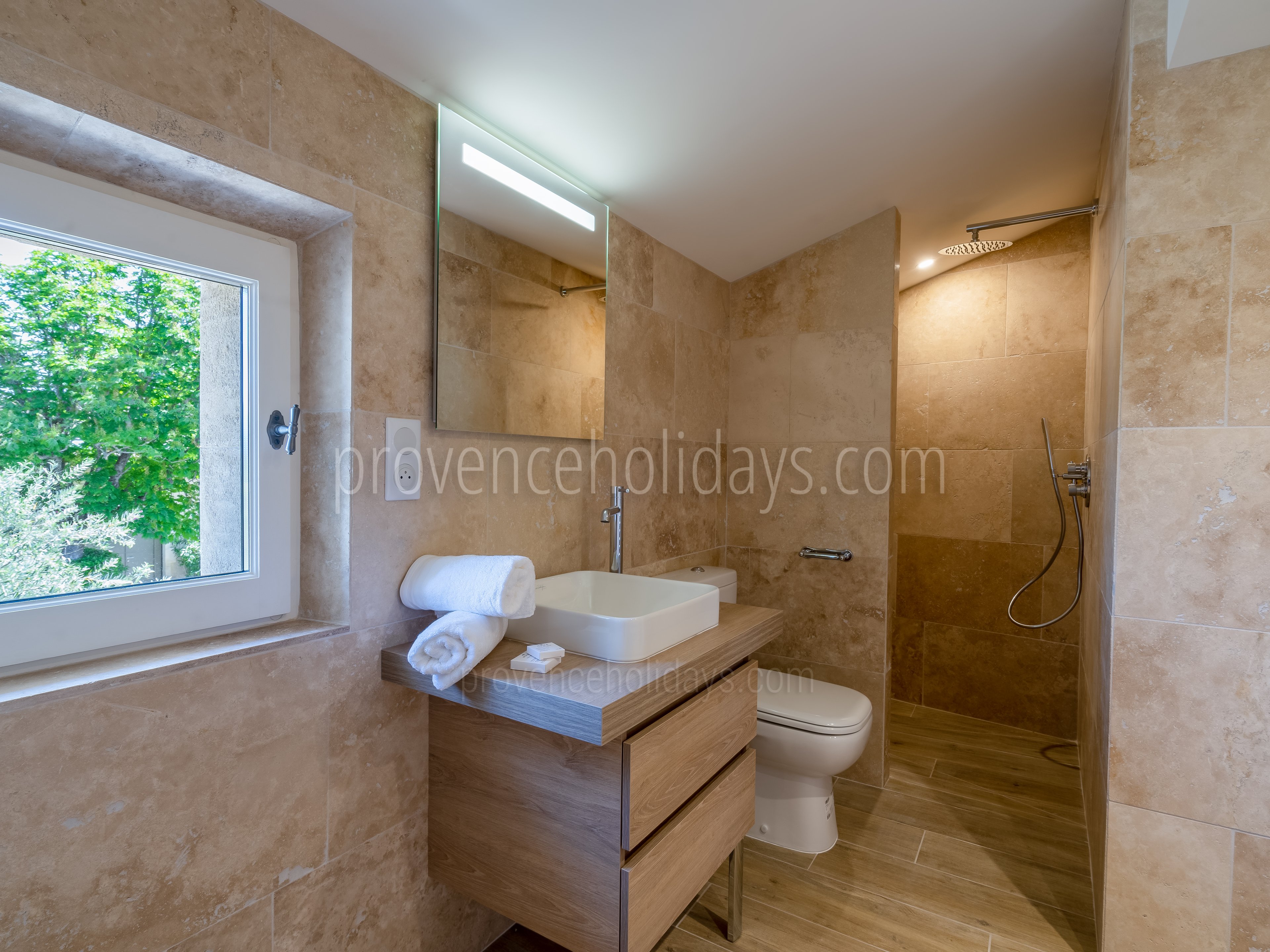23 - Maison des Amandes: Villa: Bathroom